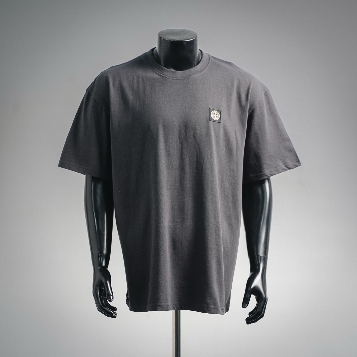 Stone embroidered t-shirt