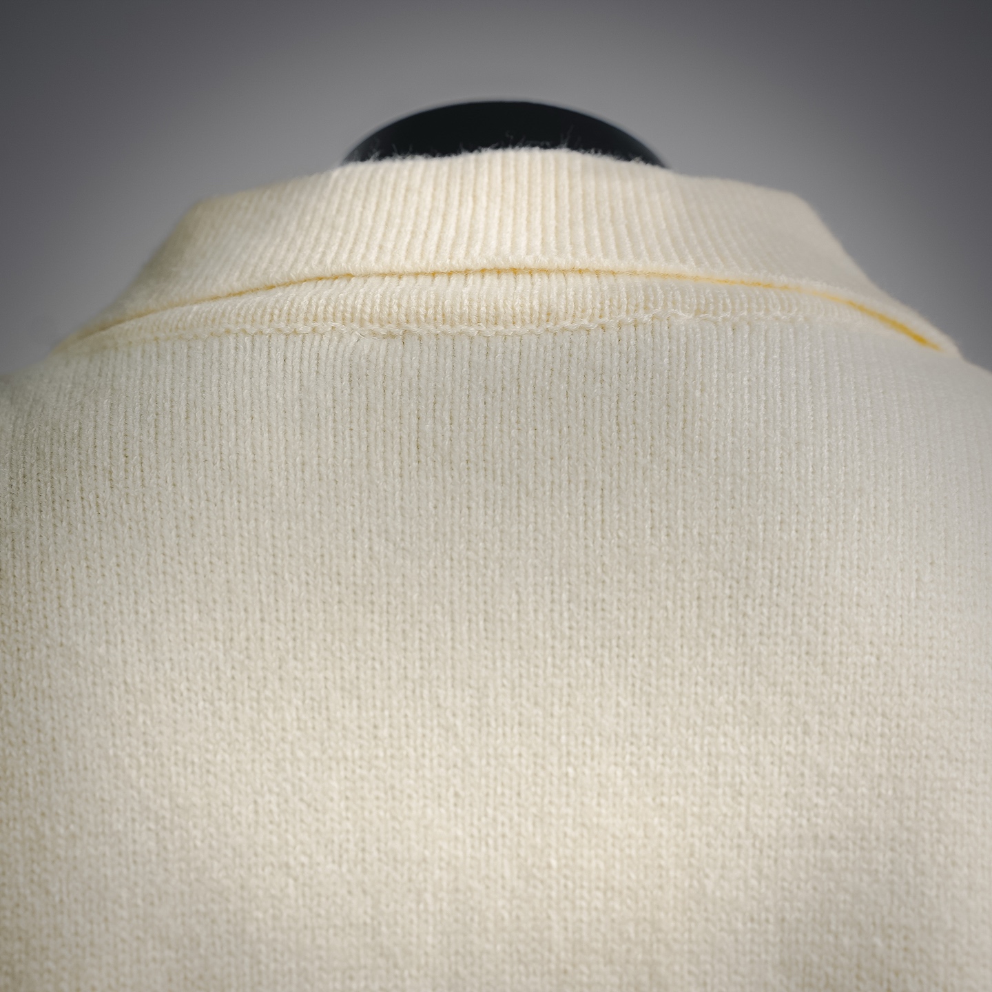 Ami relaxed sweater