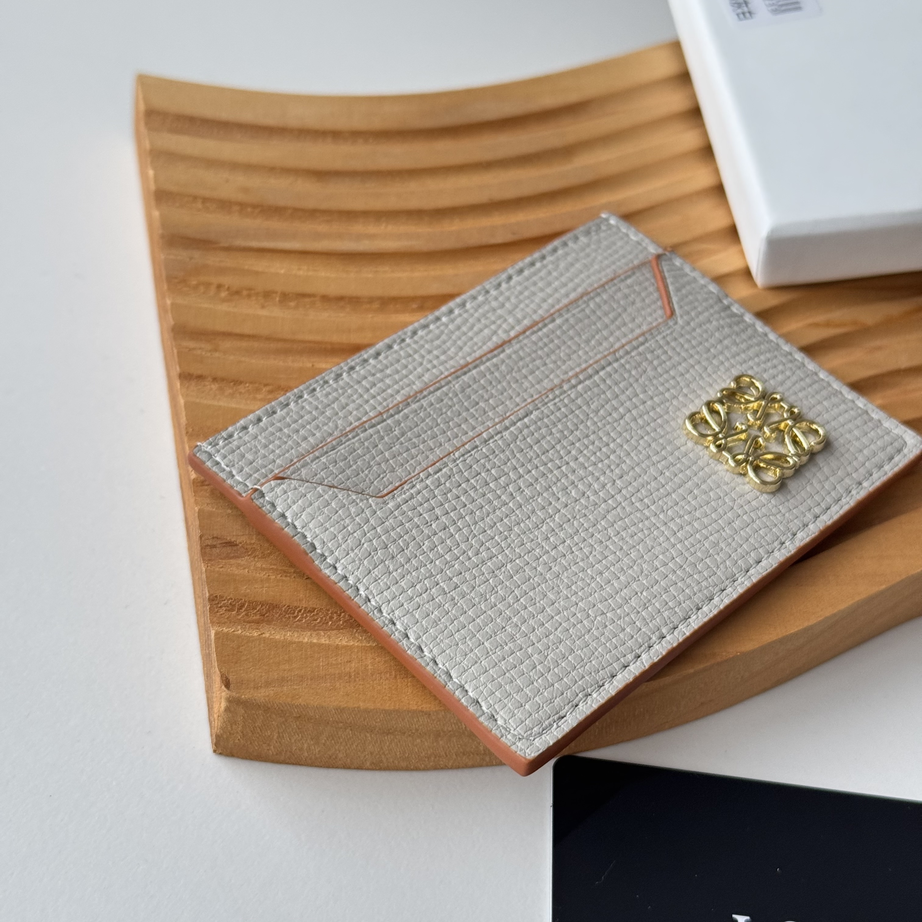 Loe wallet