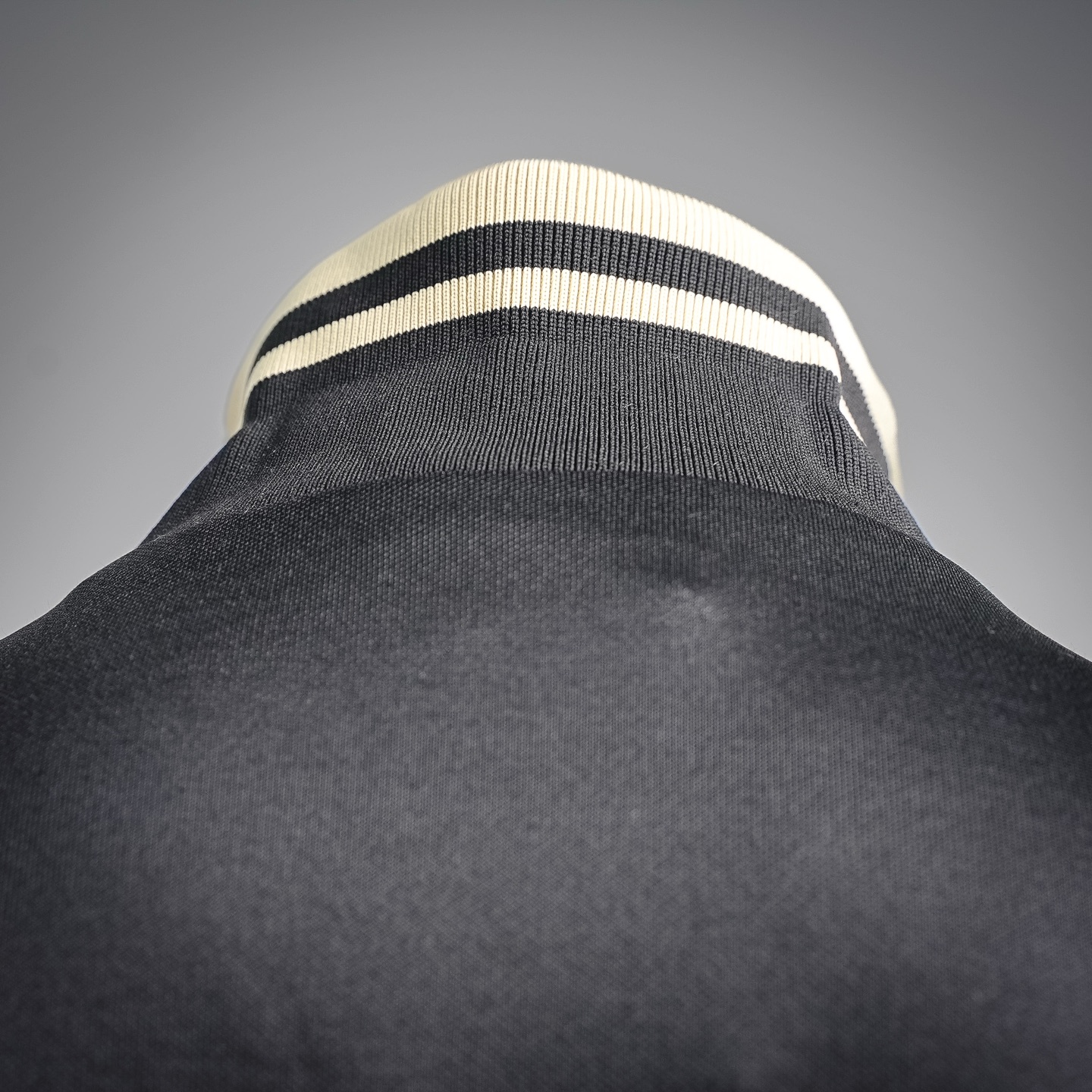 Guc embroidered jacket