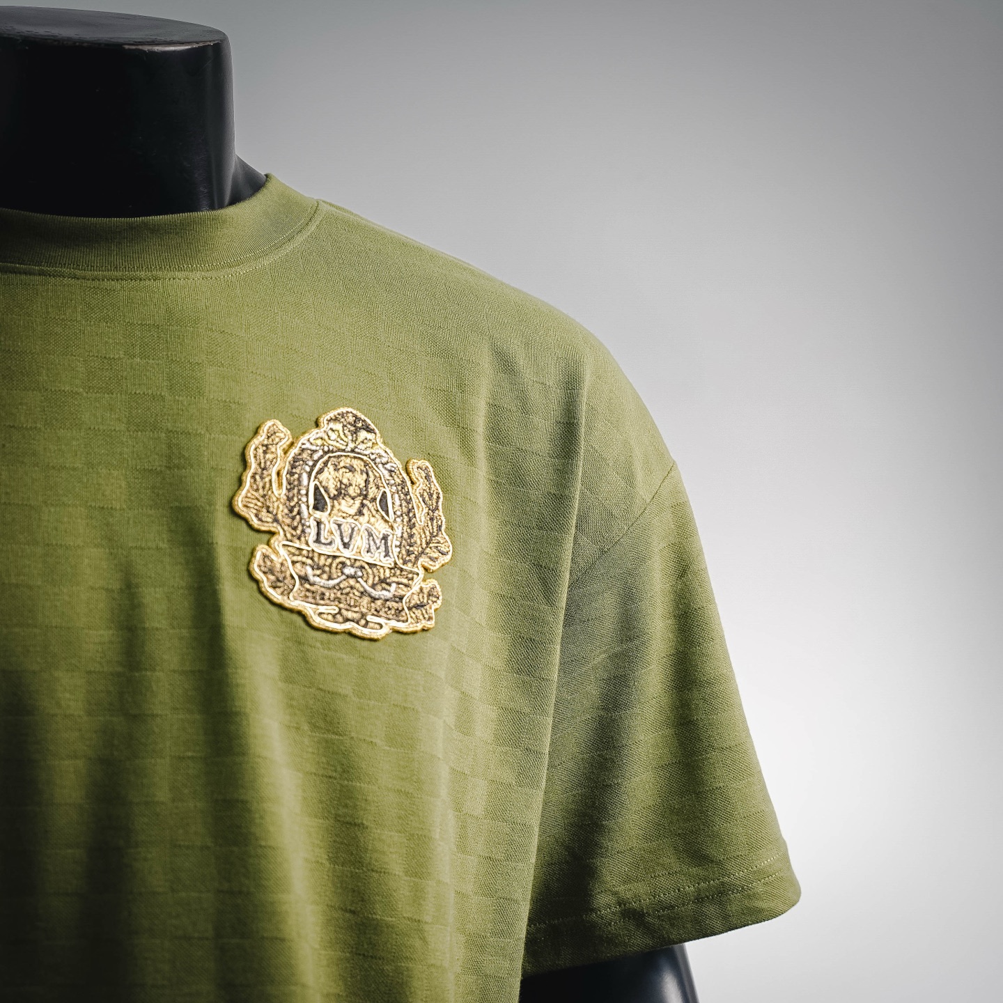 Louis embroidered badge t-shirt
