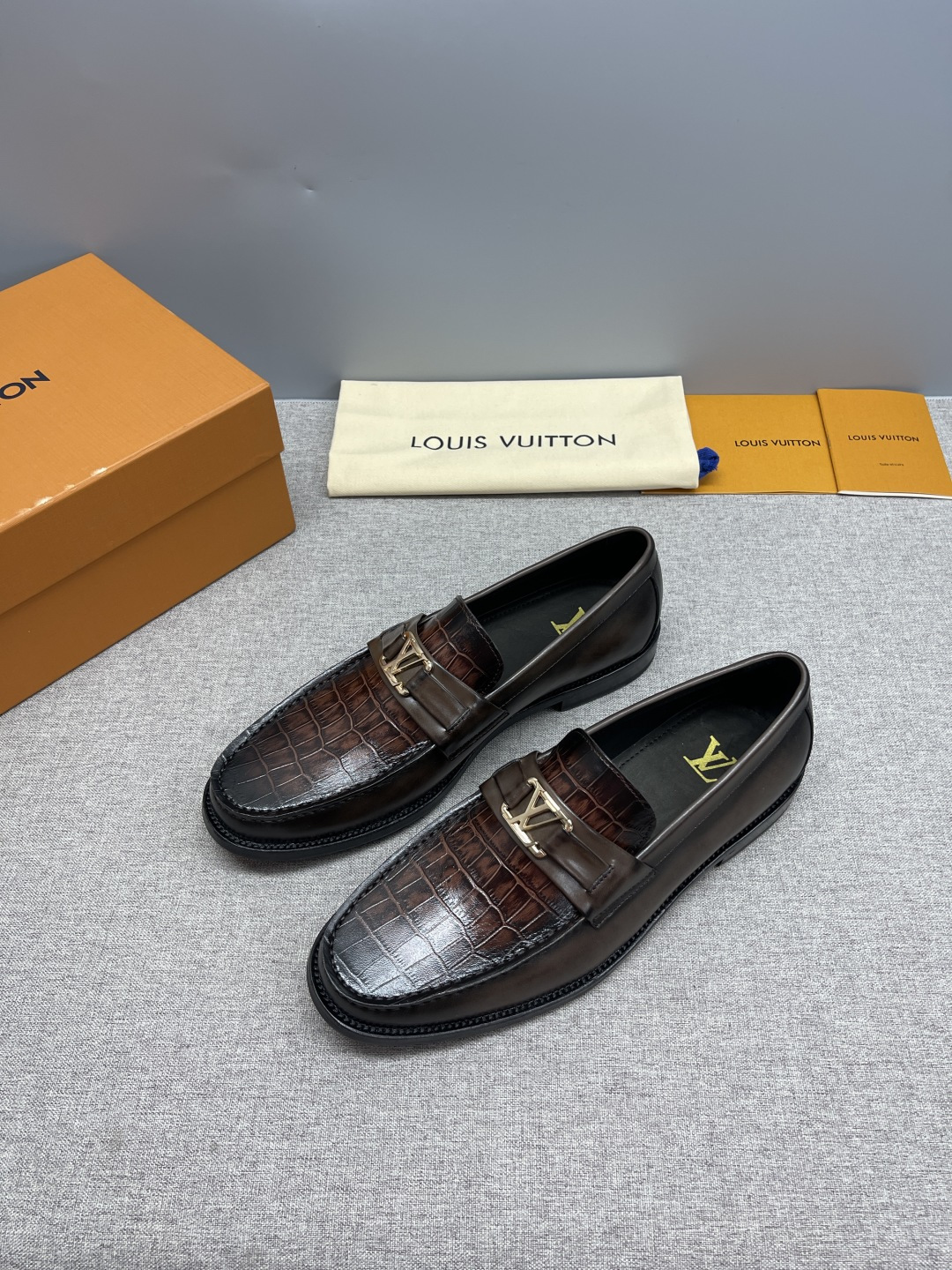 Louis letther shoes