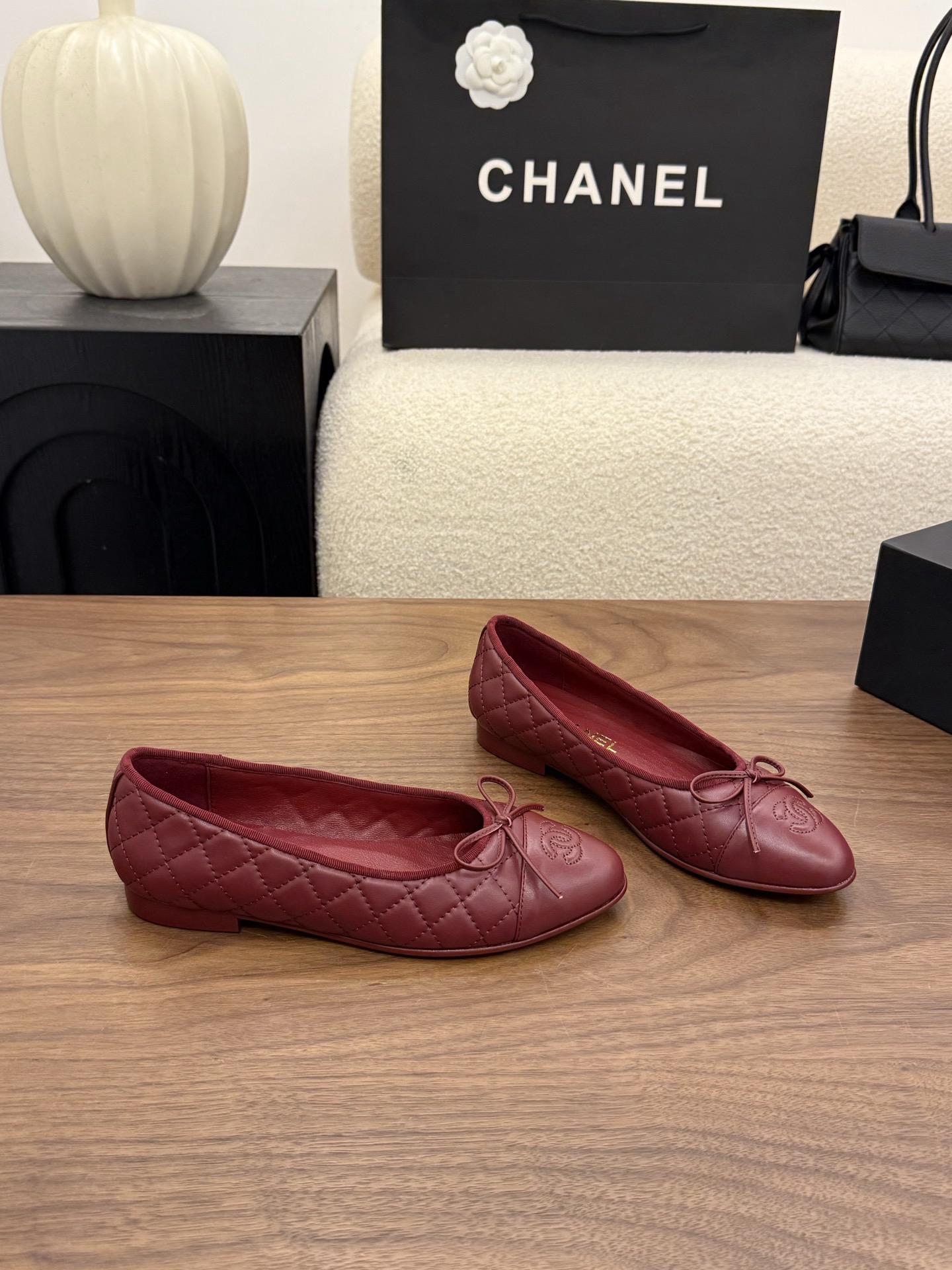 Chan 26fw flat shoes