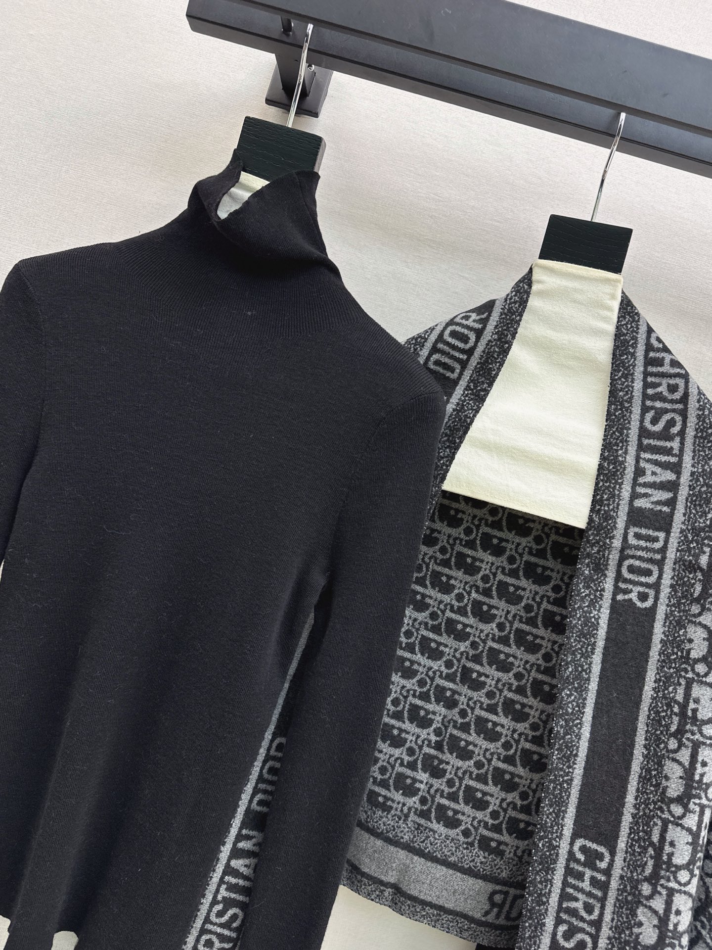 CD 26fw knit shawls basic tee pants sets