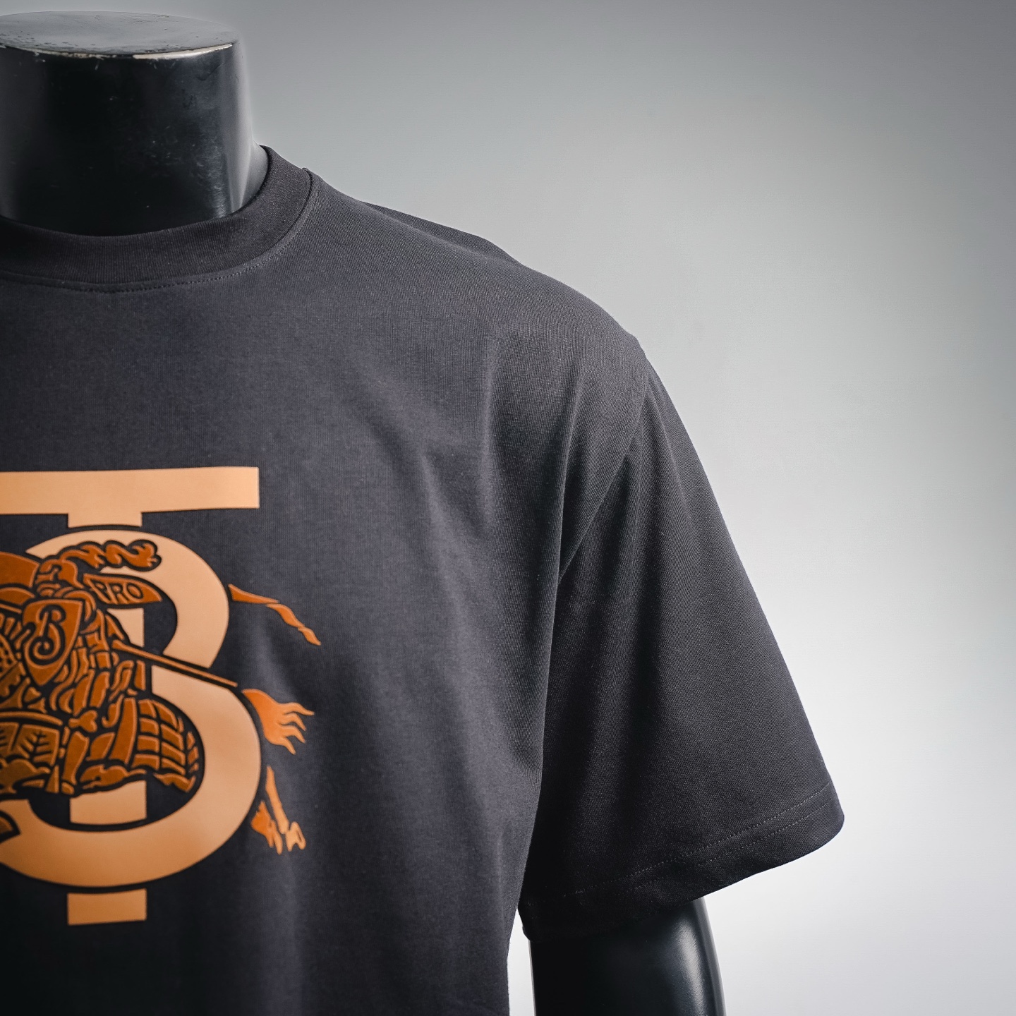 Bur flocked t-shrit