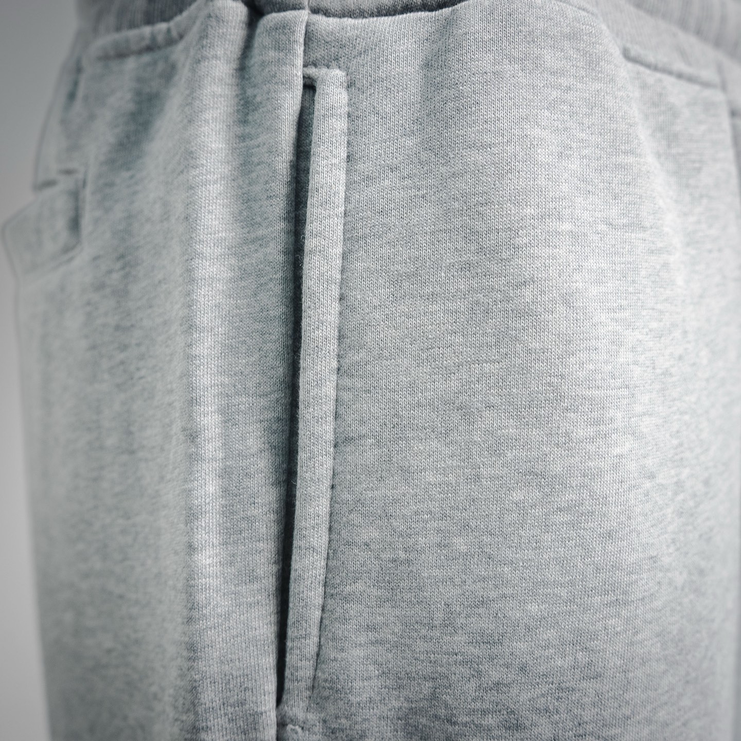 Stone logo badge pants