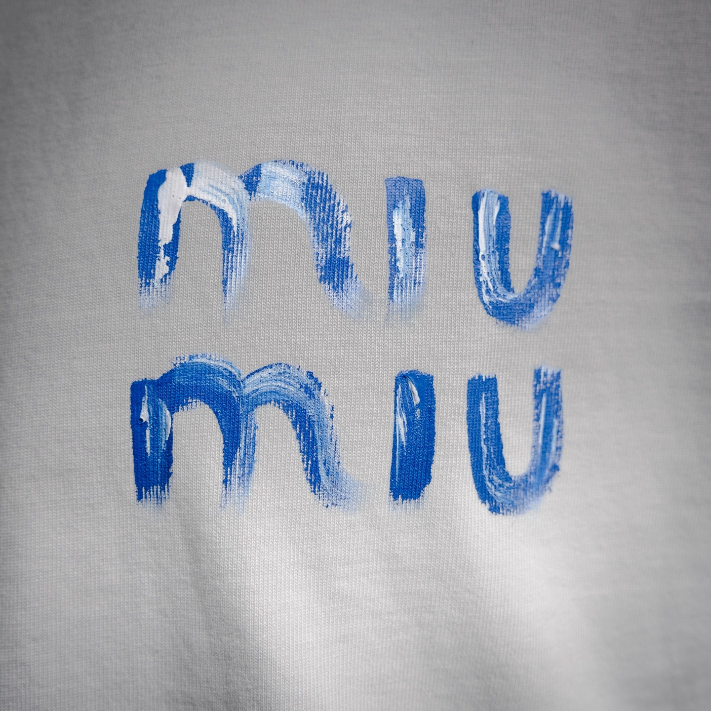 Miu graffiti-print t-shirt