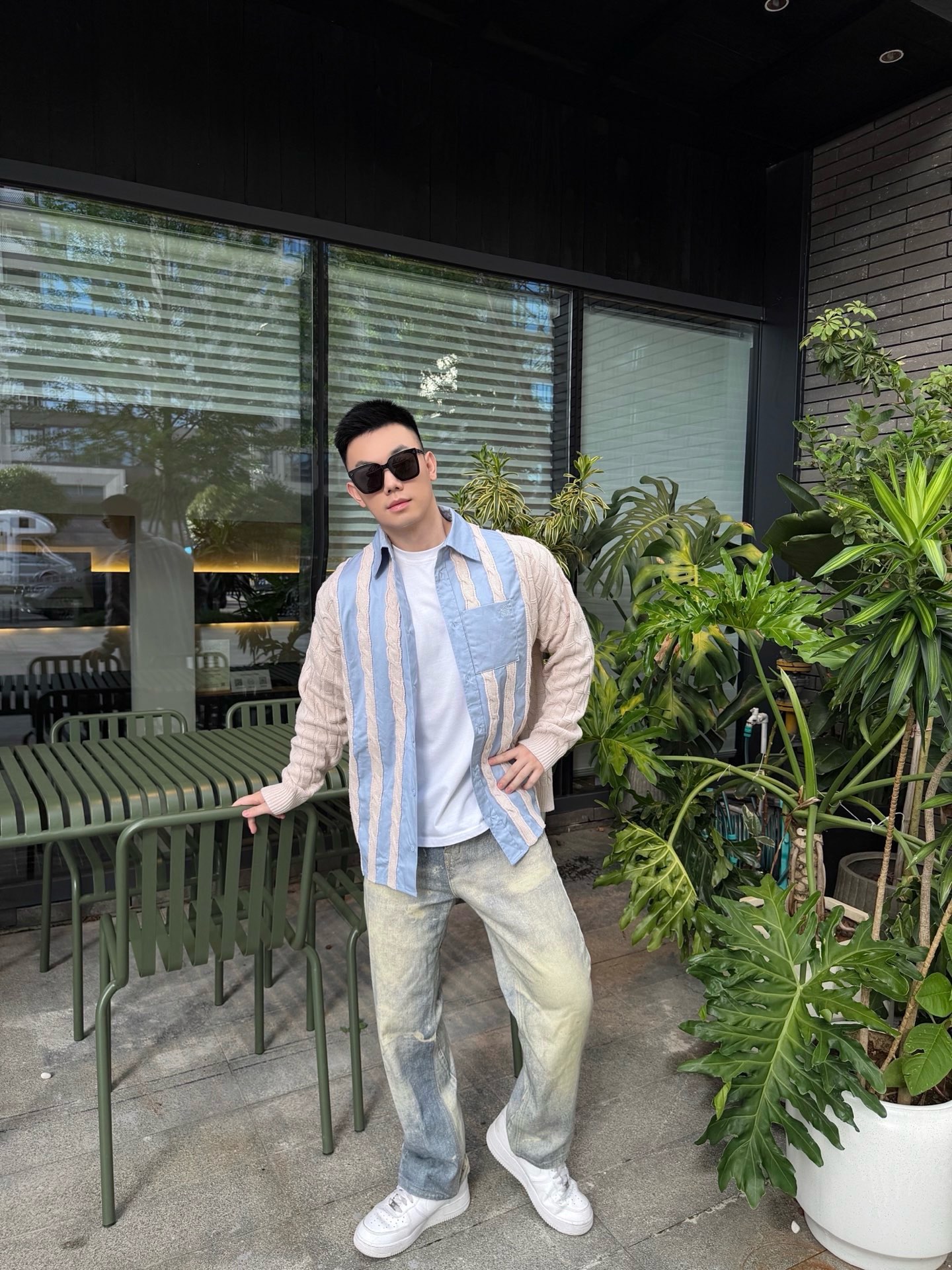 Loe embroidered splicing shirts