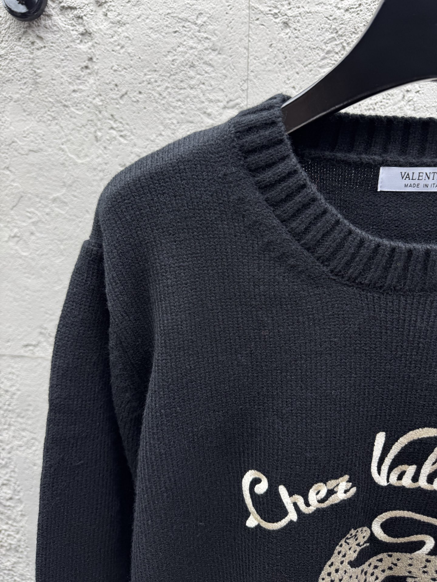 Valent embroidered sweater