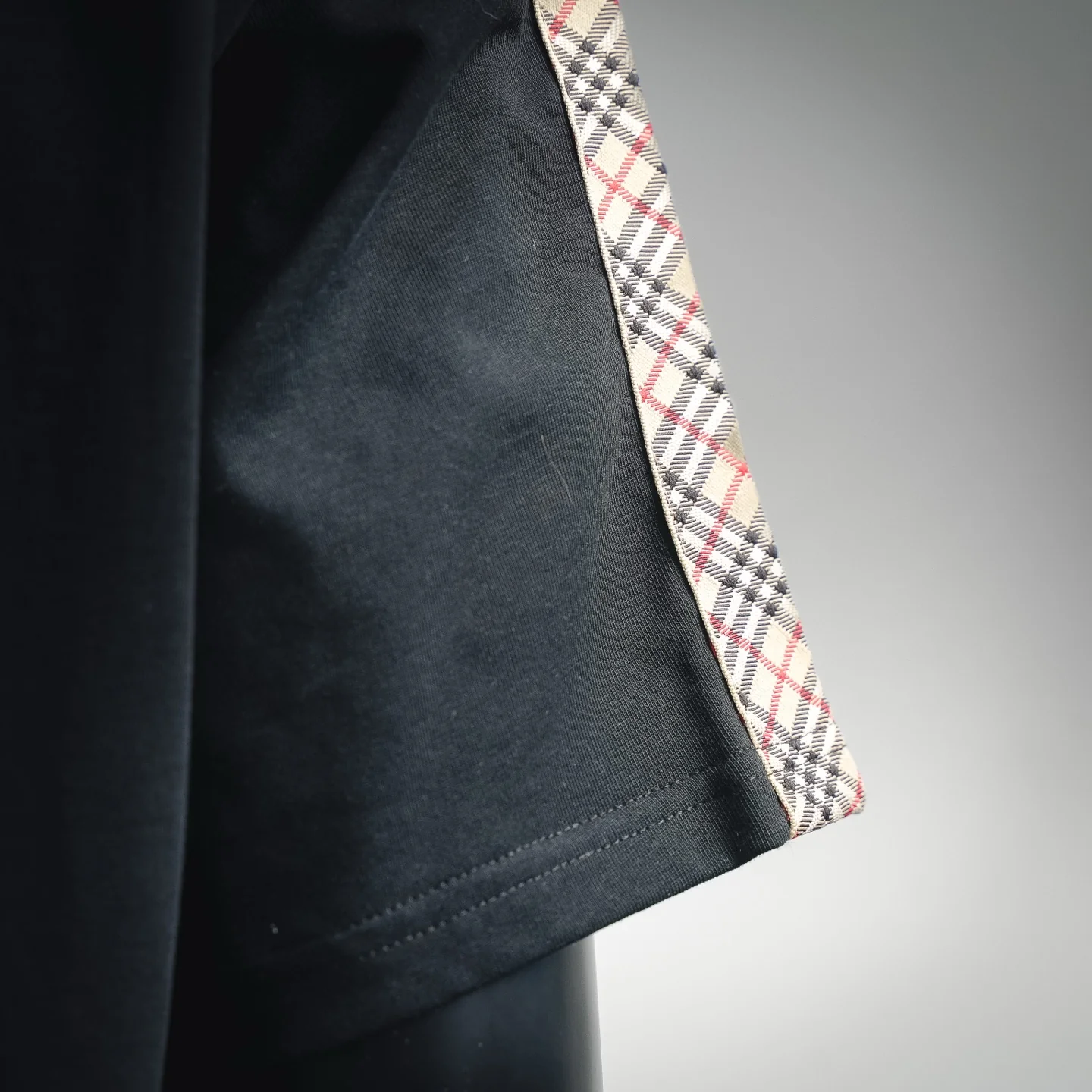 Bur plaid embroidered t-shirt