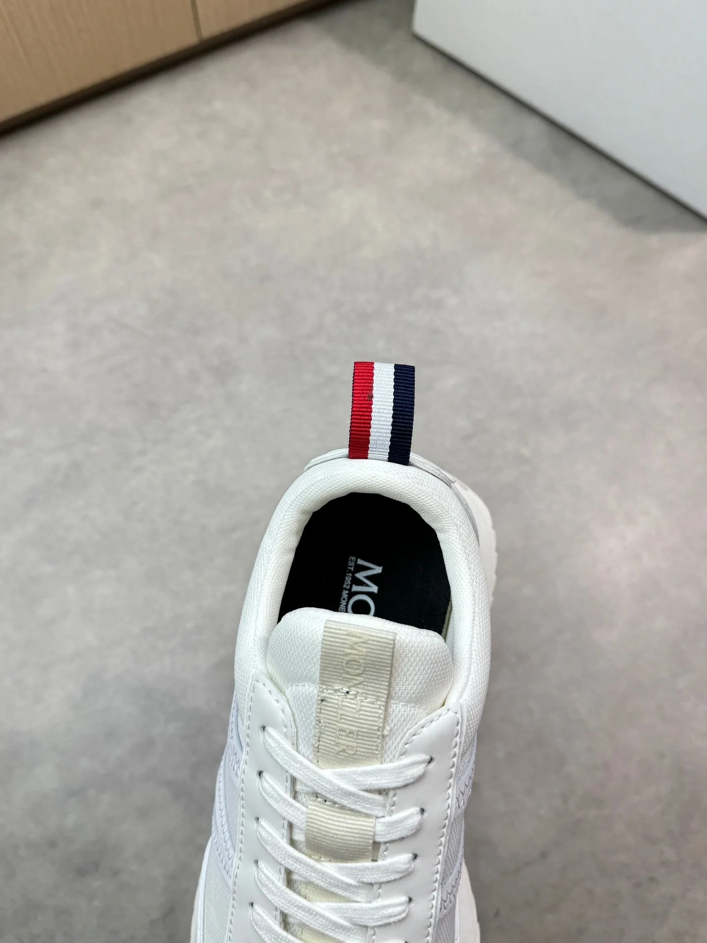Mon 25ss sneaker