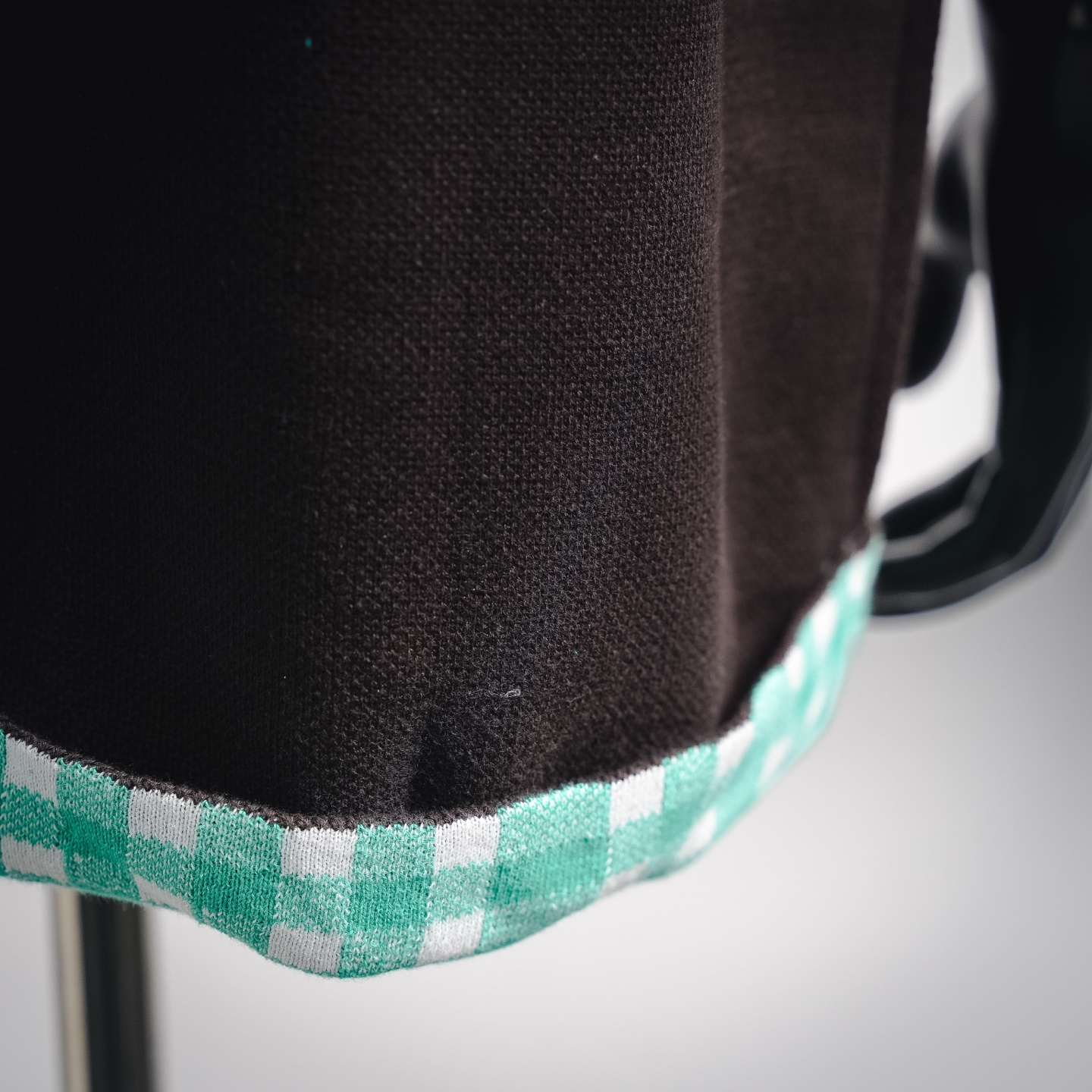 Loe plaid knit t-shirt