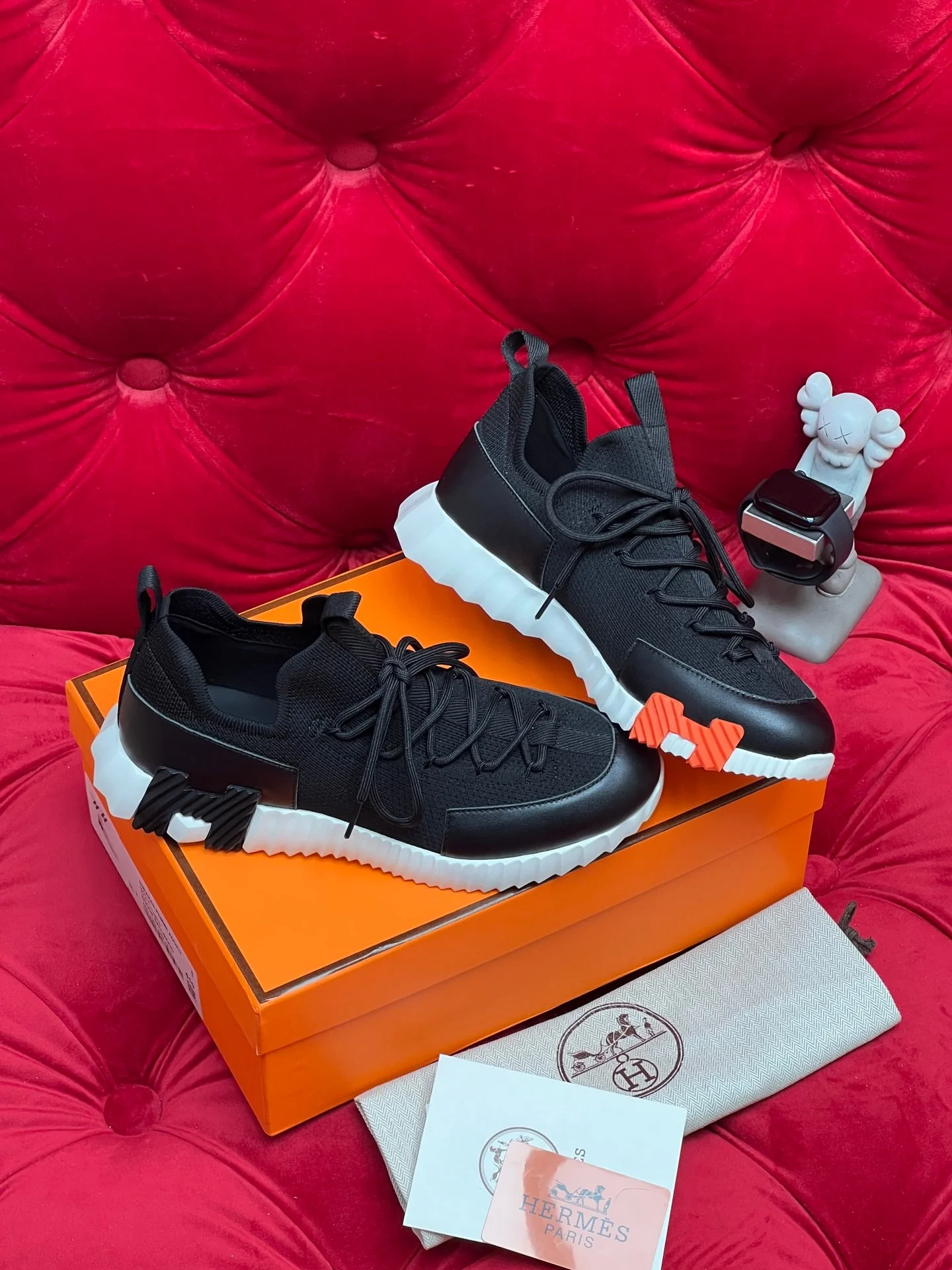Herm sneakers