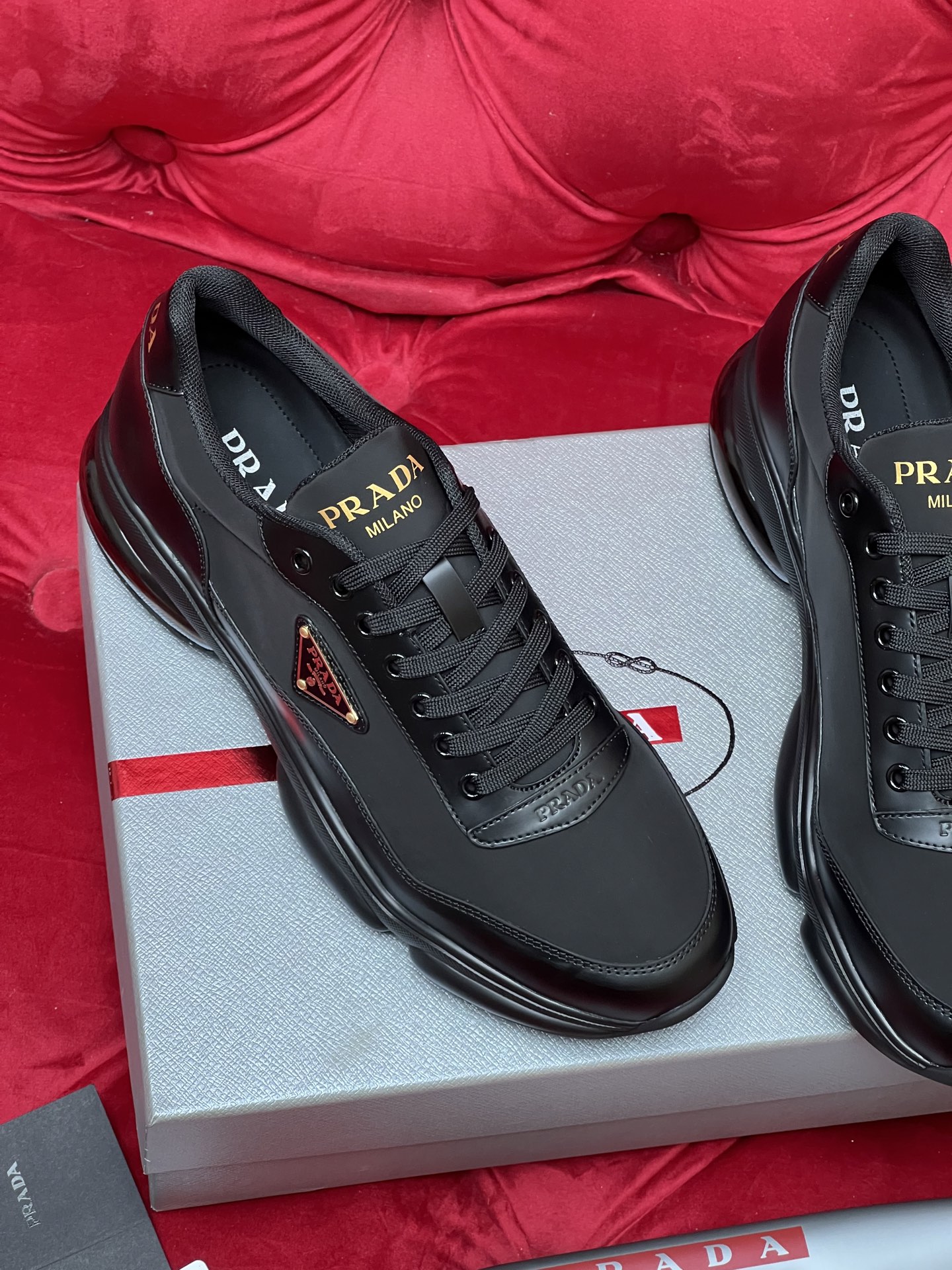 Pra letther sneakers