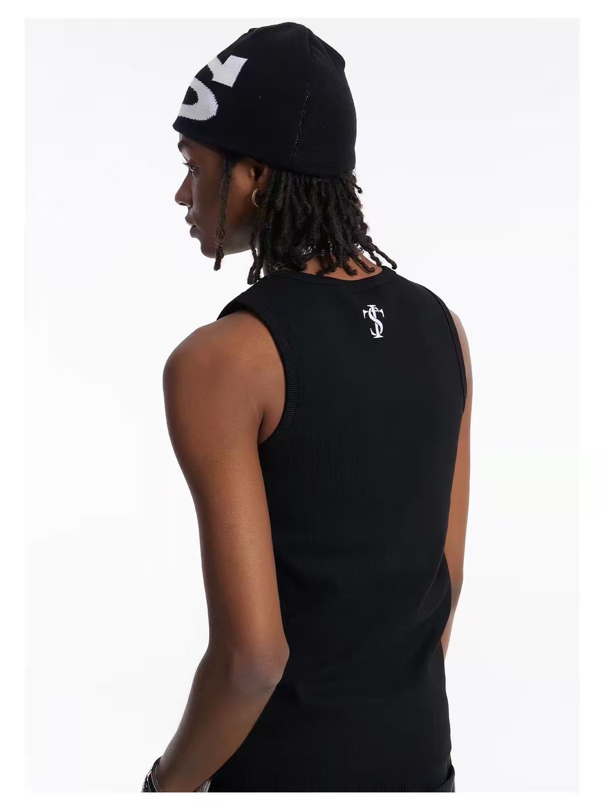 Stk embroidered vest