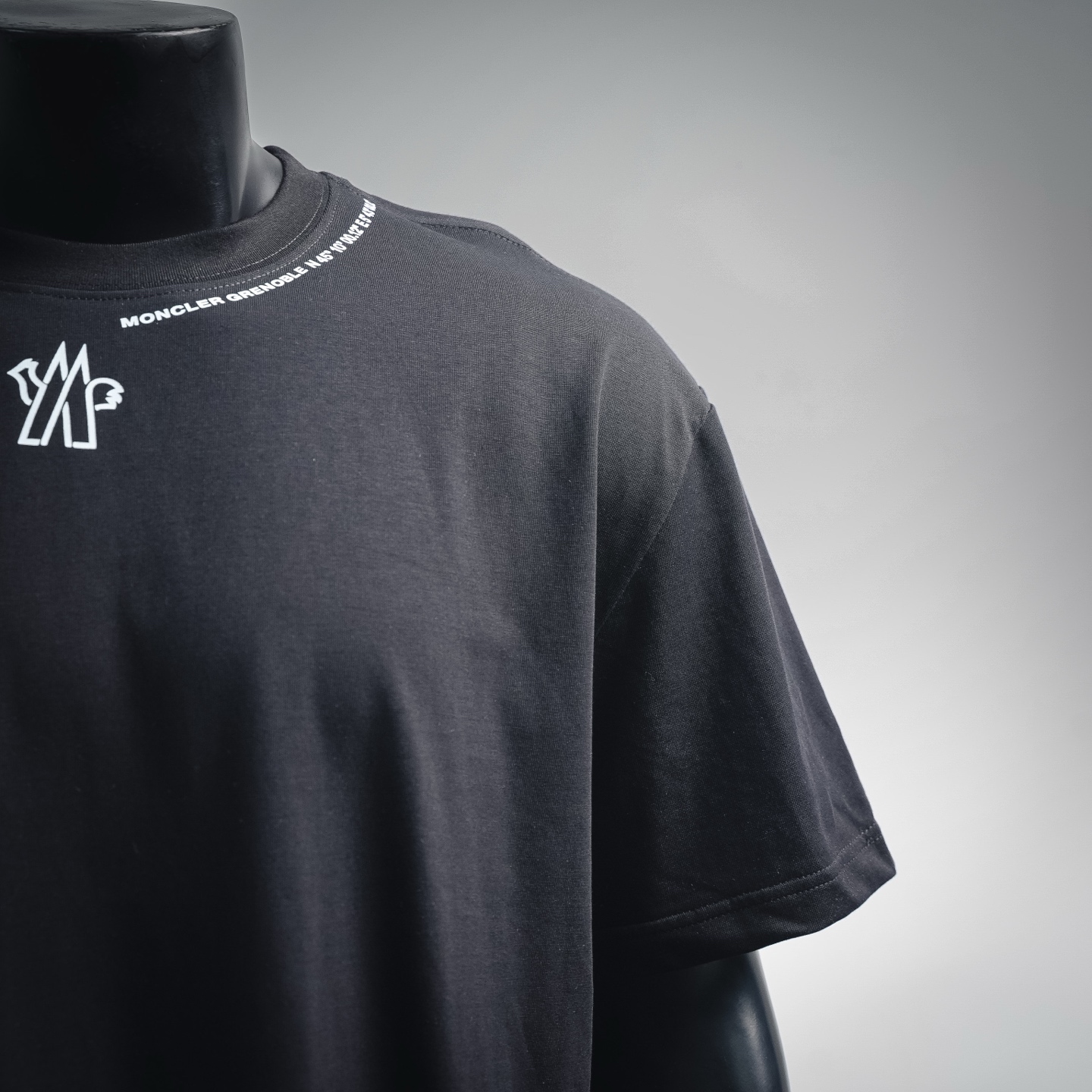 Mon neckline print t-shirt