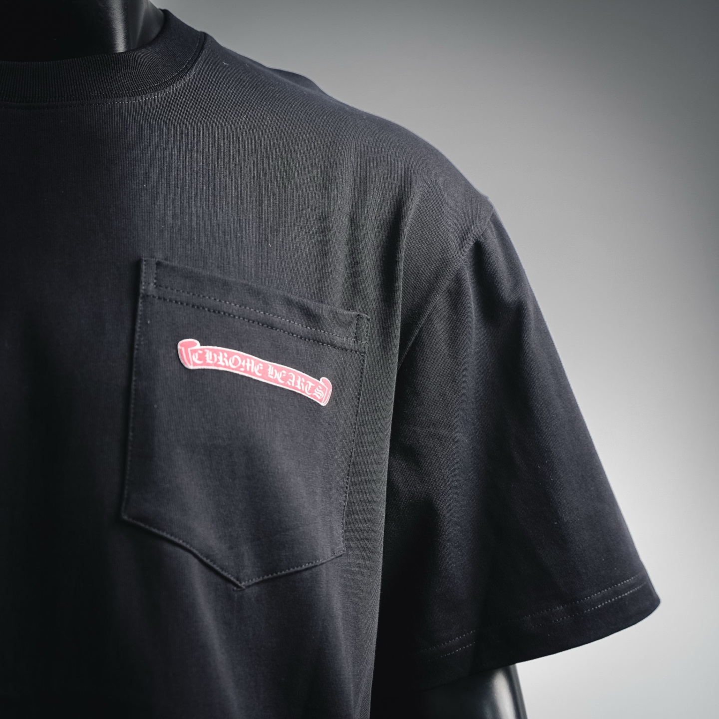 Chrome graffiti-print t-shirt