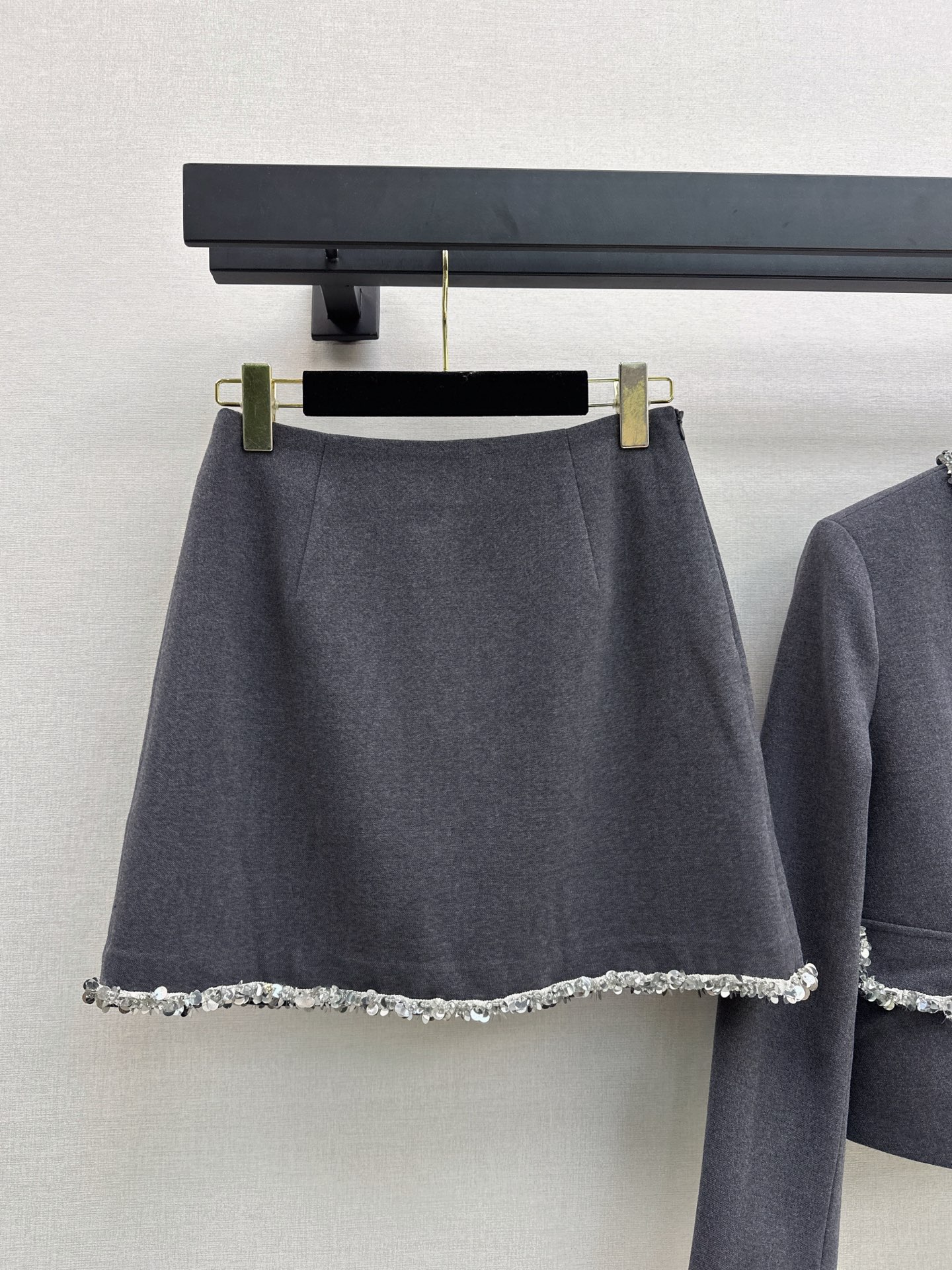 Chan 26fw deading cropped jacket mini skirt sets