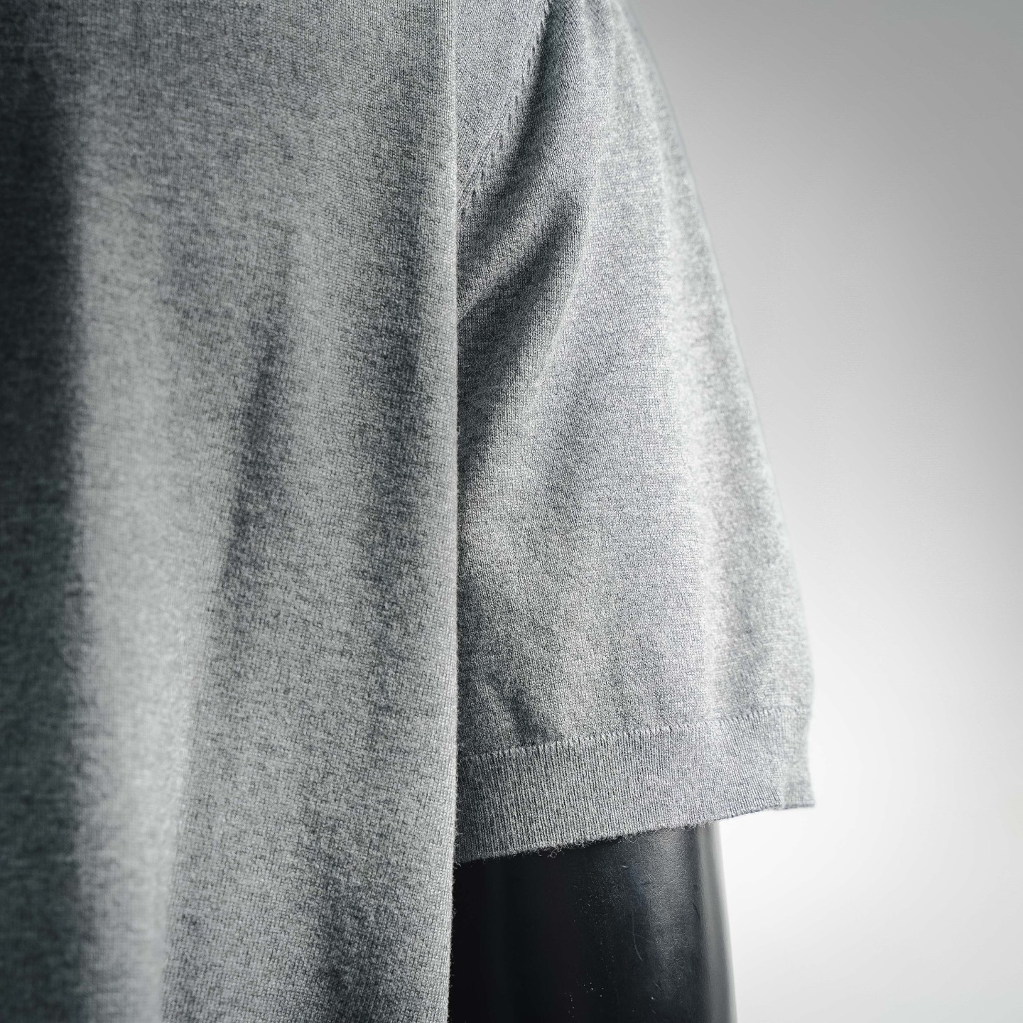 Bur embroidered knit Polo