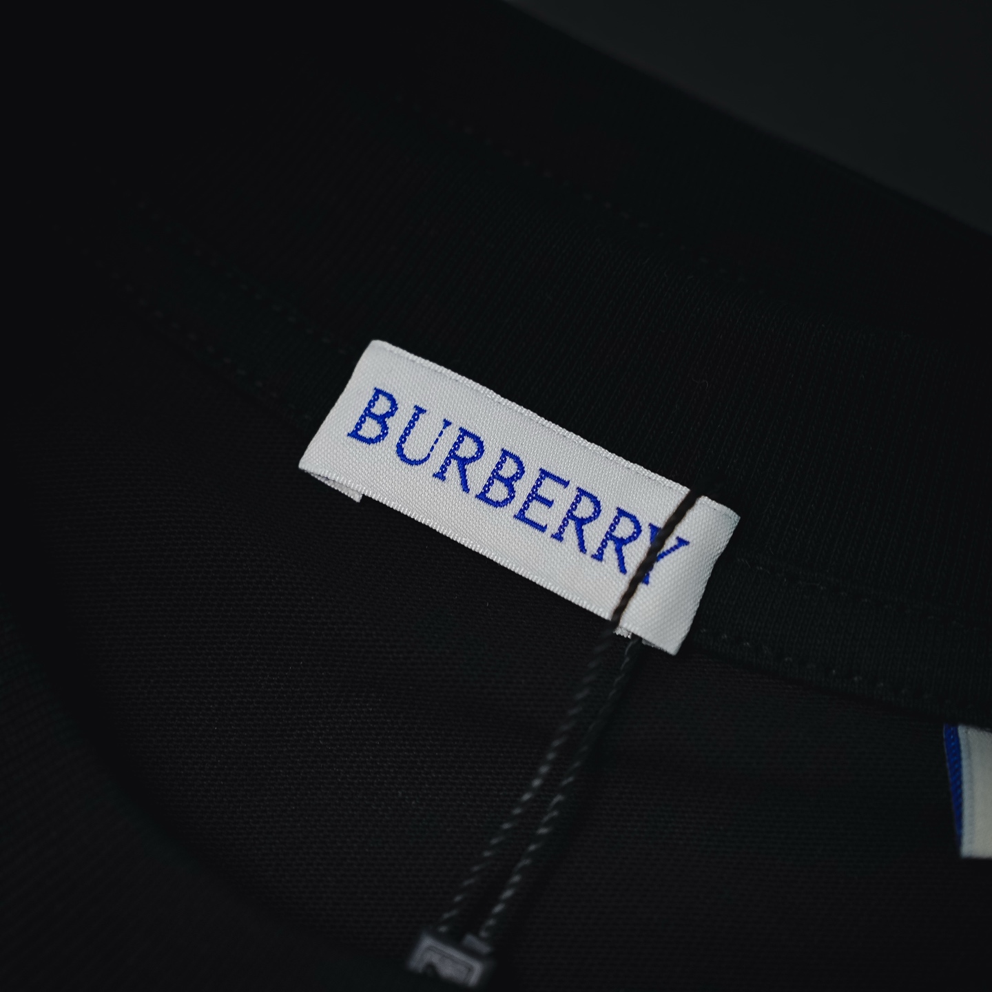 Bur plaid badge t-shirt