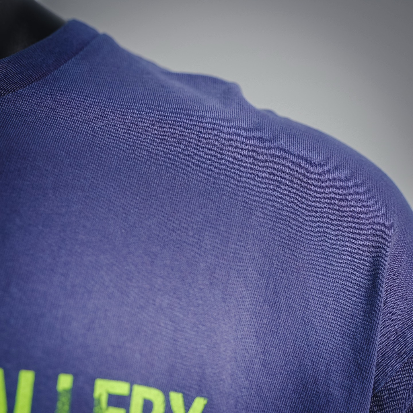 Gallery ptinted sweatshirt