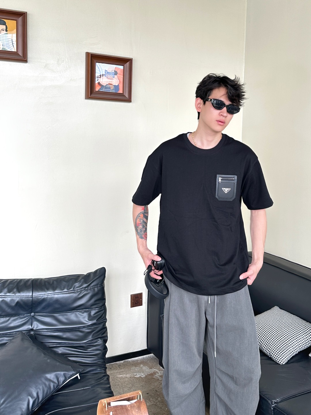 Pra leather pockets t-shirt