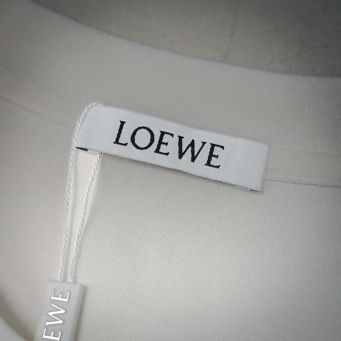 Loe flocked patch t-shirt