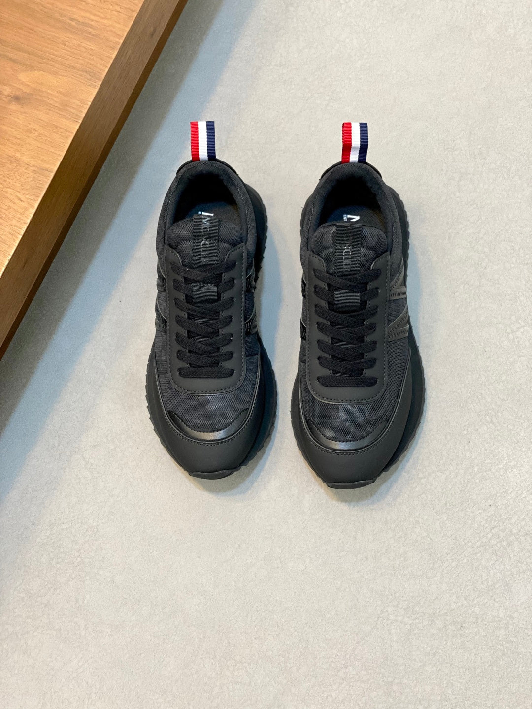 Mon retro sneakers