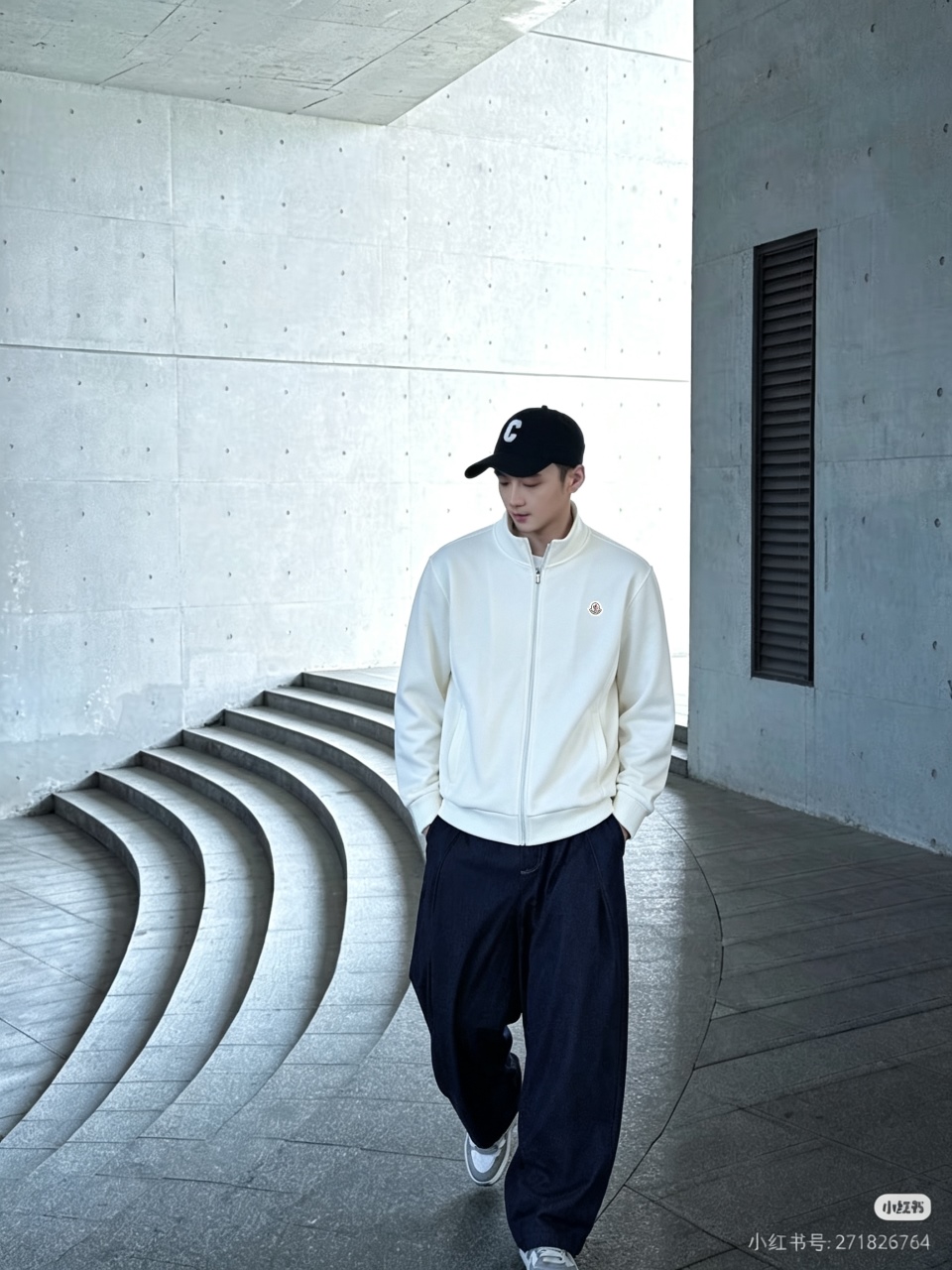 Mon casual zip-up jacket