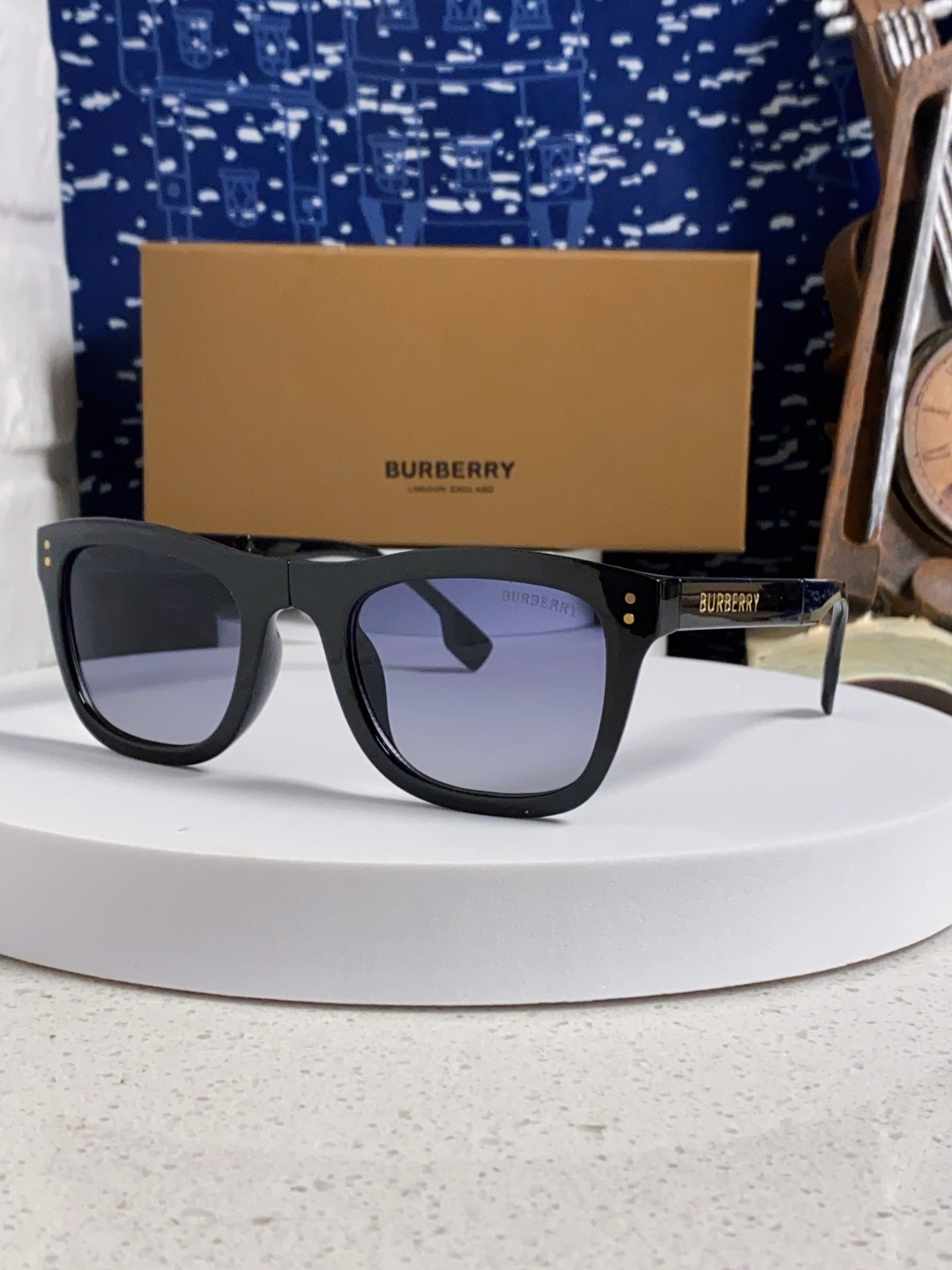 Bur sunglasses