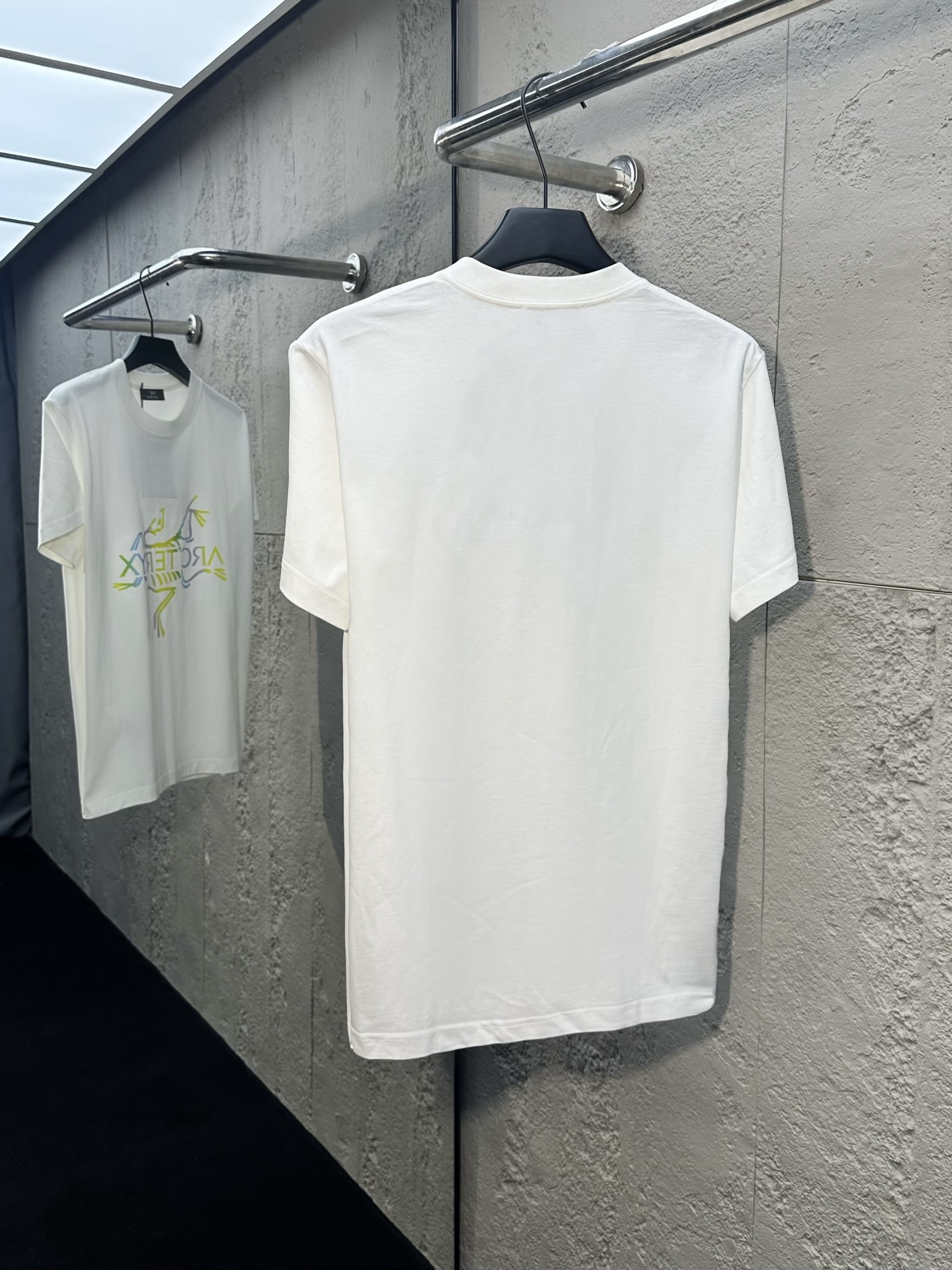 Arcter gradient printed t-shirt