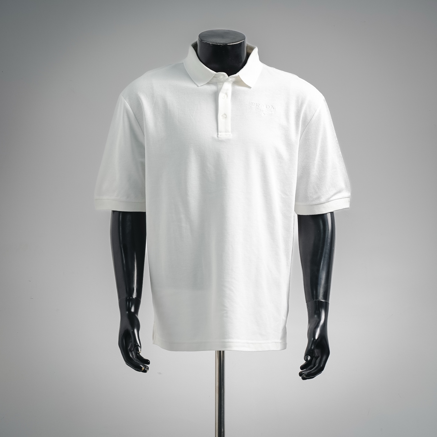 Pra letter embroidered Polo