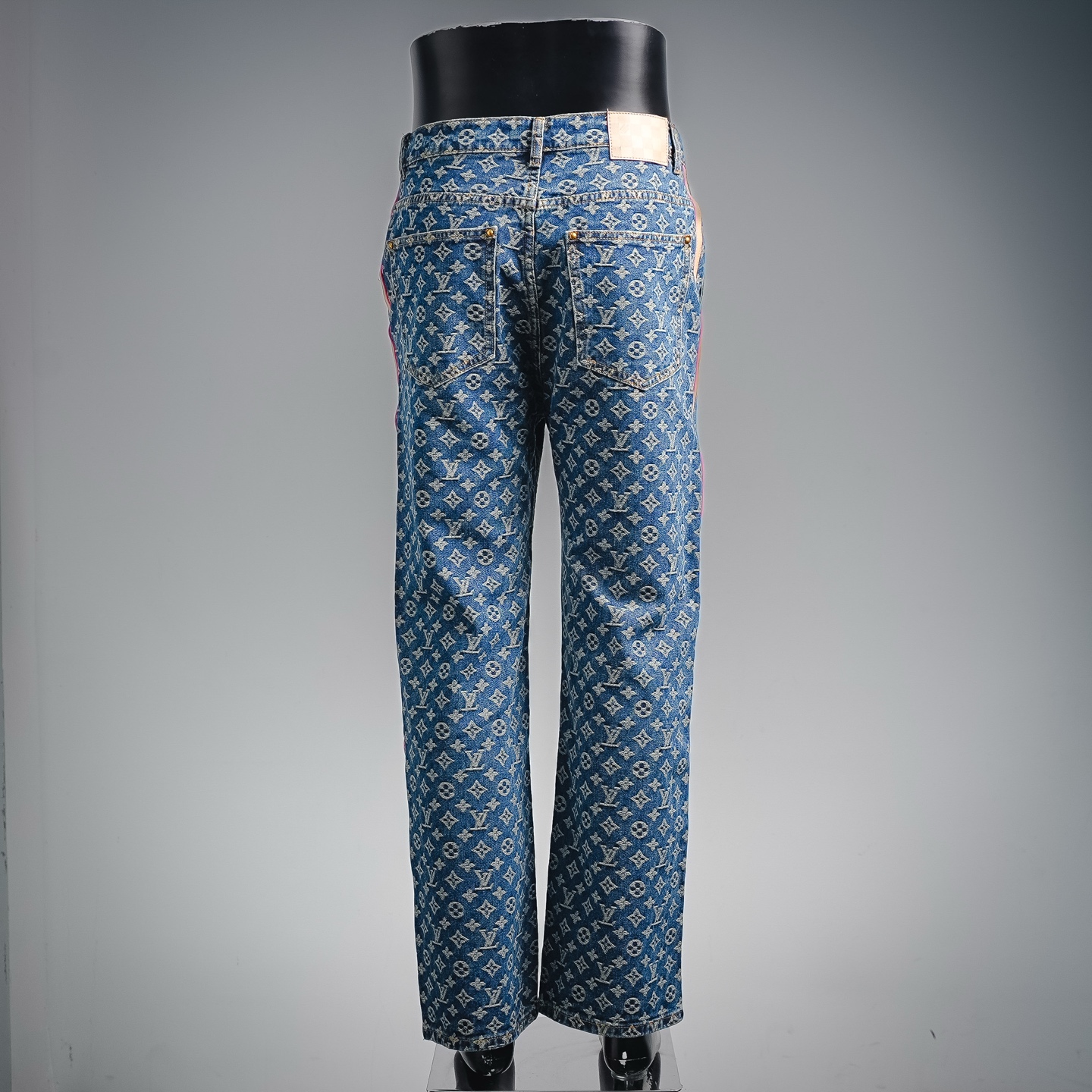 Louis all-over jeans