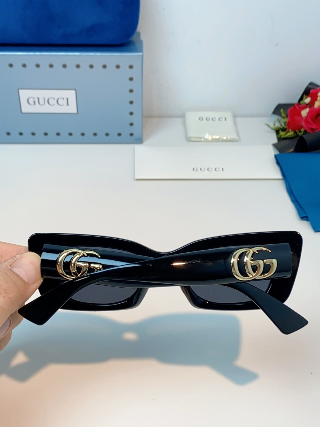Guc sunglasses