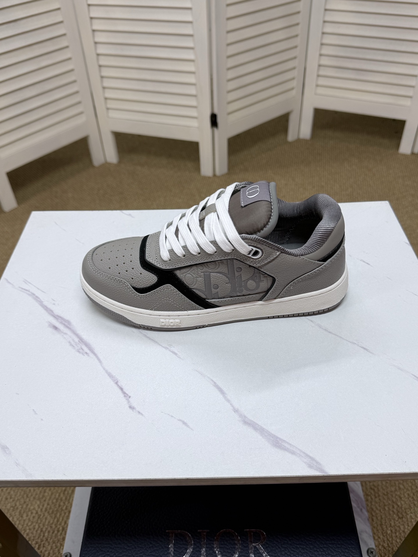 CD sneaker