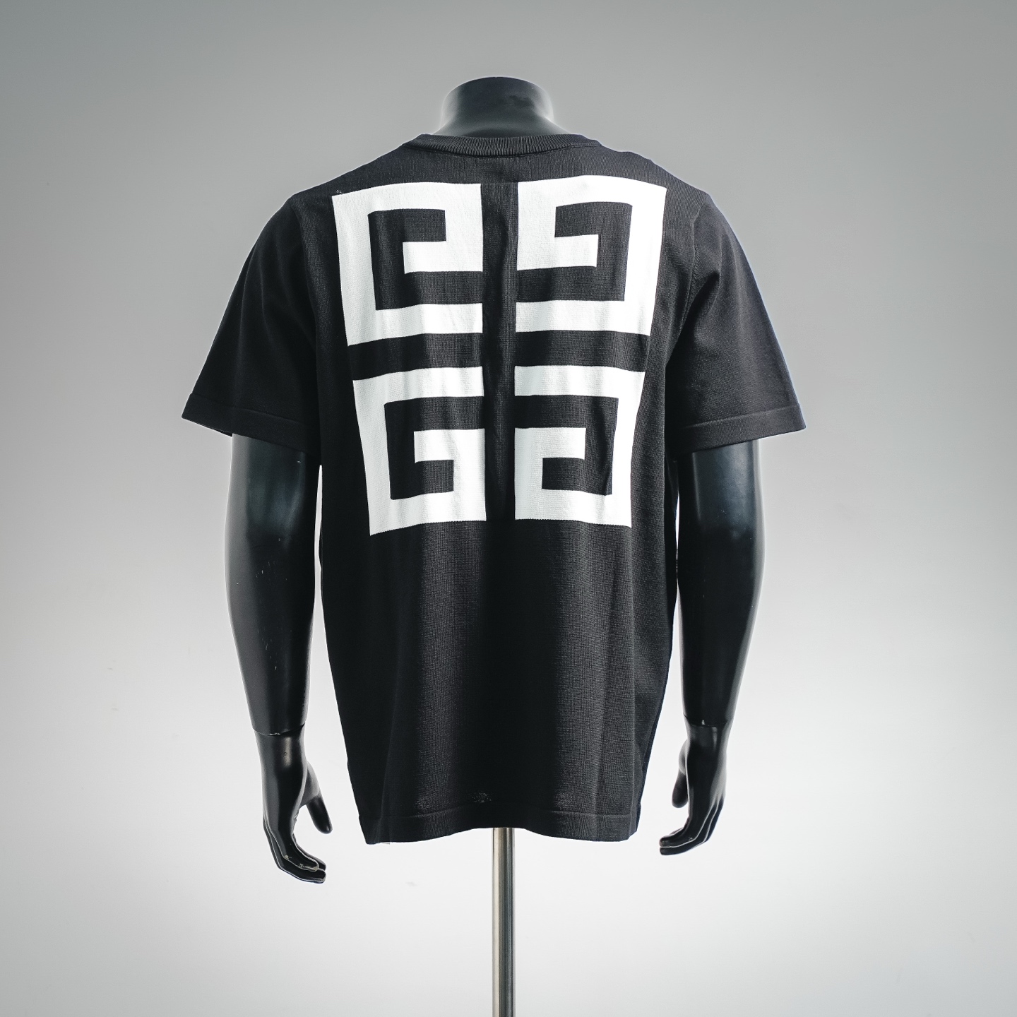 Given jacquard knit t-shirt