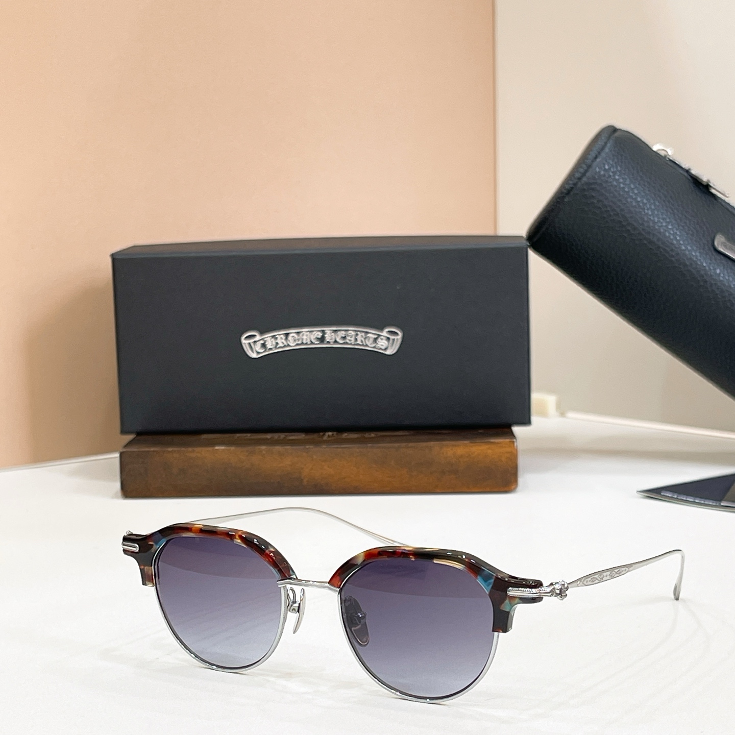 Guc casual sunglasses
