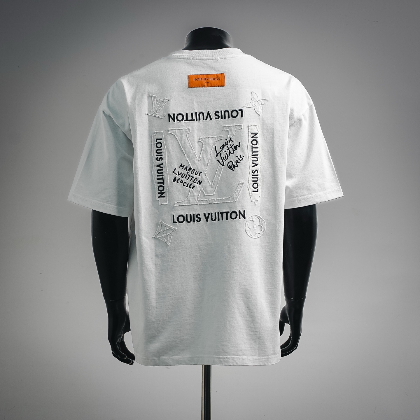 Louis letter applique t-shirt