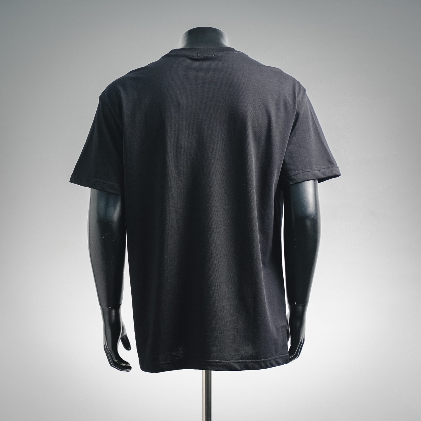 Mon embroiderd badge t-shirt