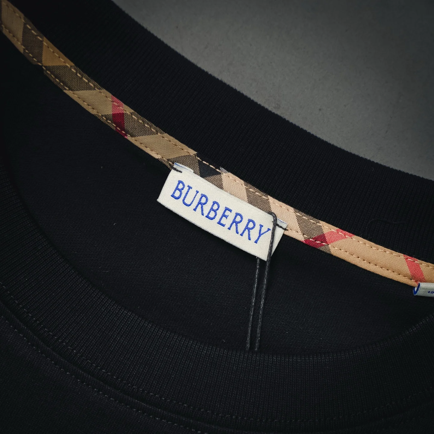 Bur plaid embroidered t-shirt