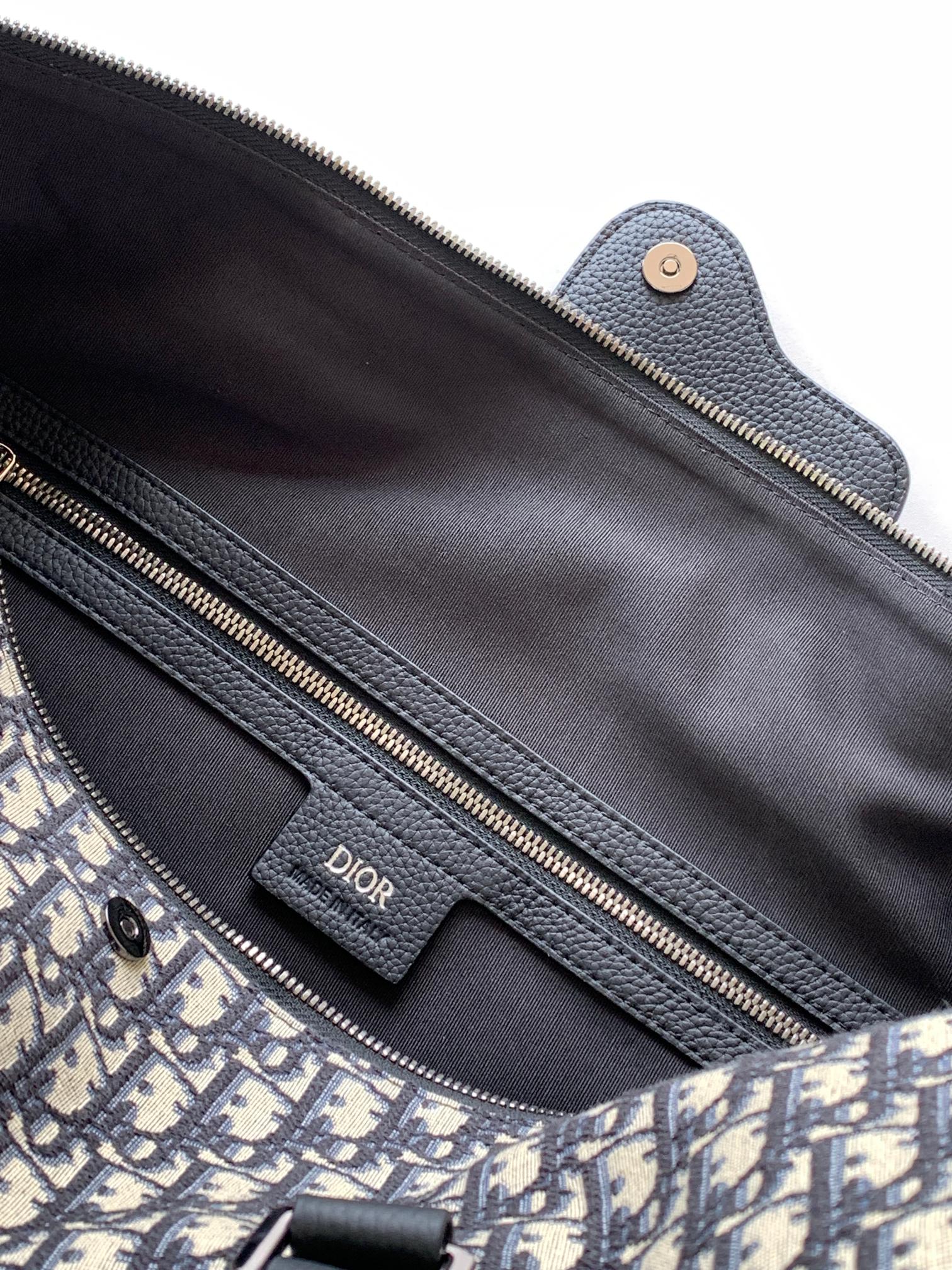 CD travel bag