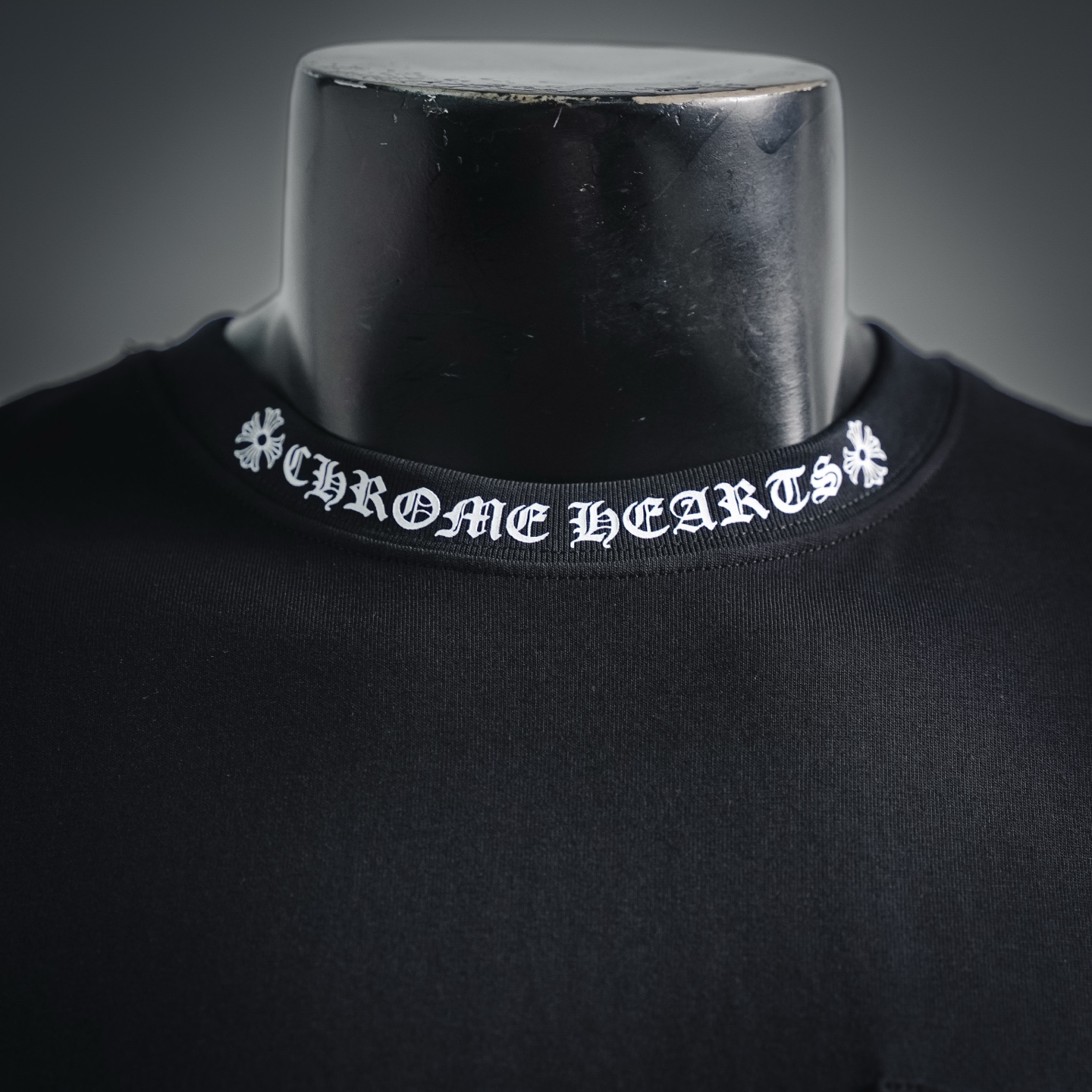 Chrome cross-pint t-shirt