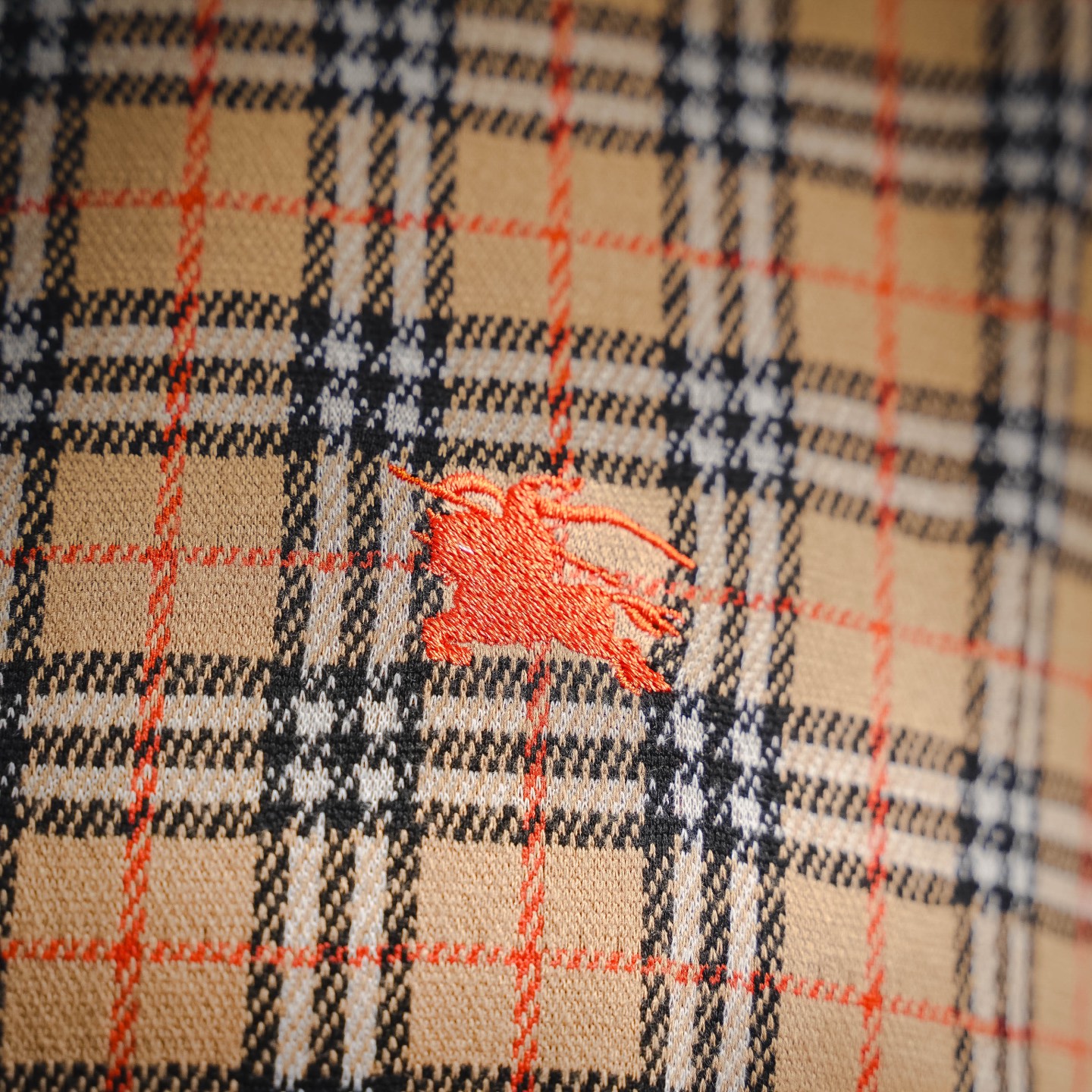 Bur embroidered plaid Polo