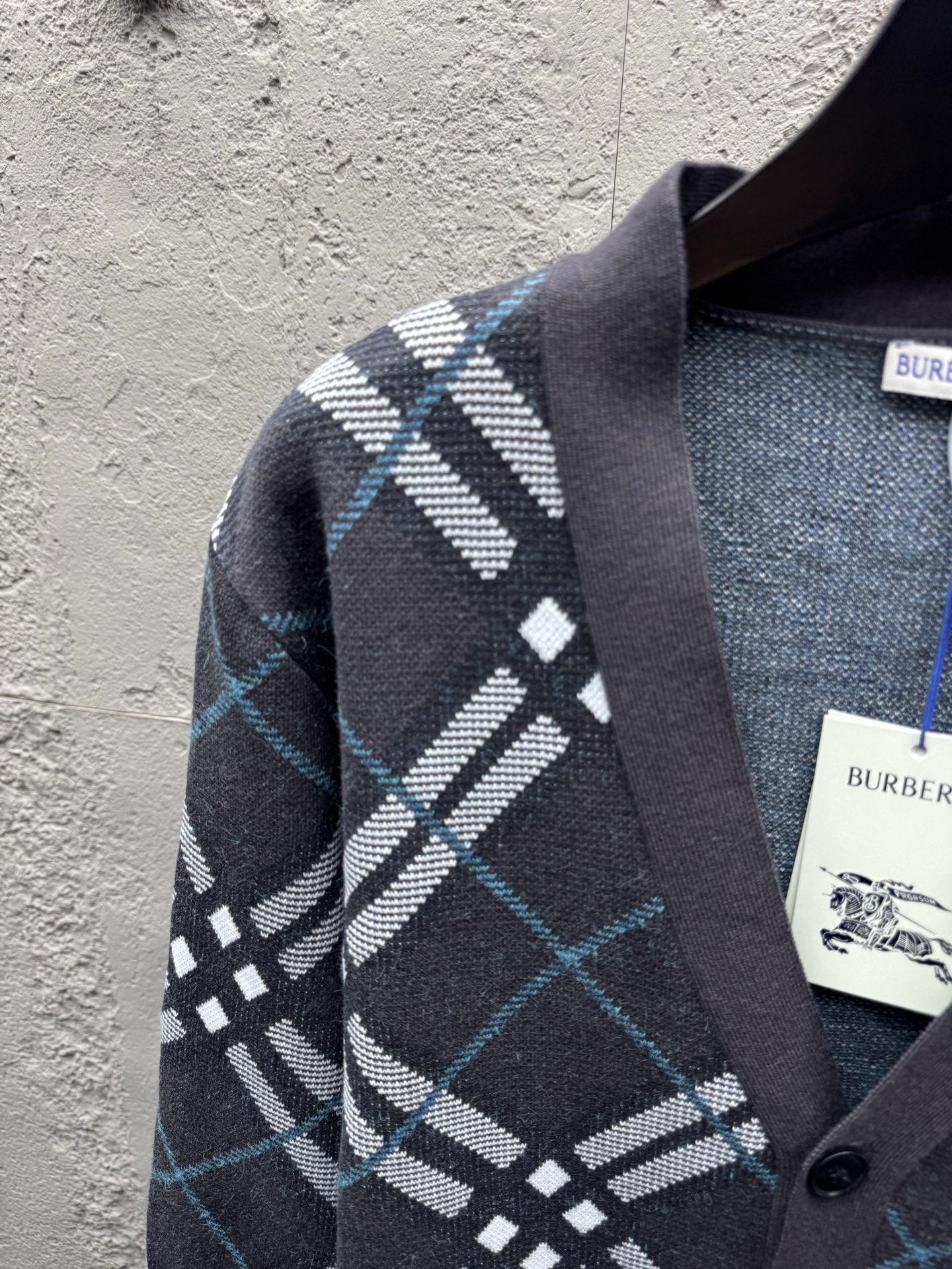 Bur jacquard cardigan