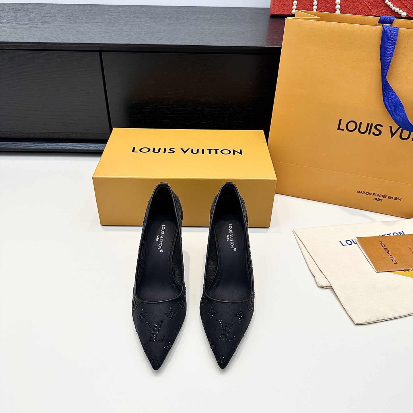 Louis 26ss Pointed-Toe Stiletto Pumps