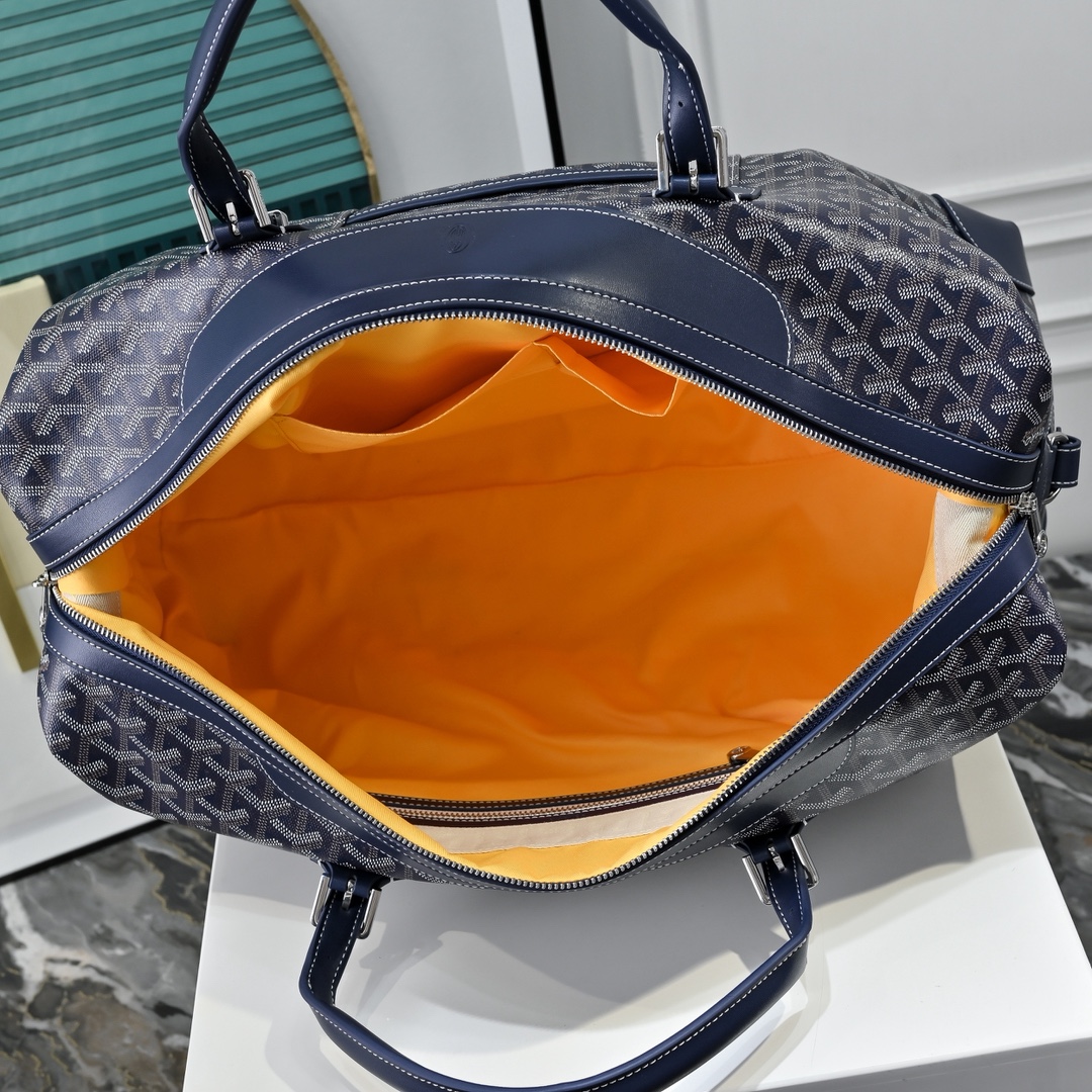 Goya travel bag