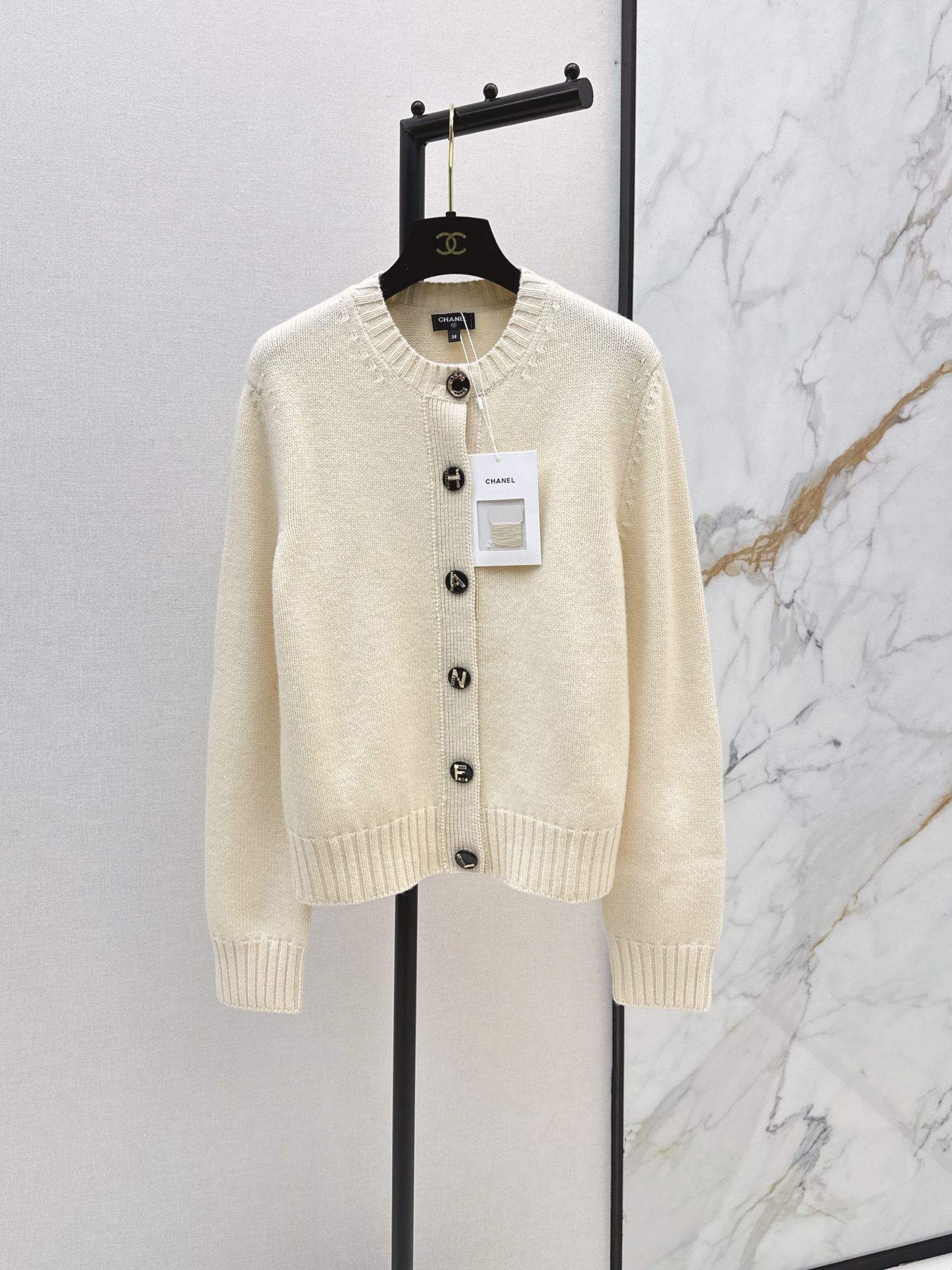 Chan 26ss cashmere knit cardigan