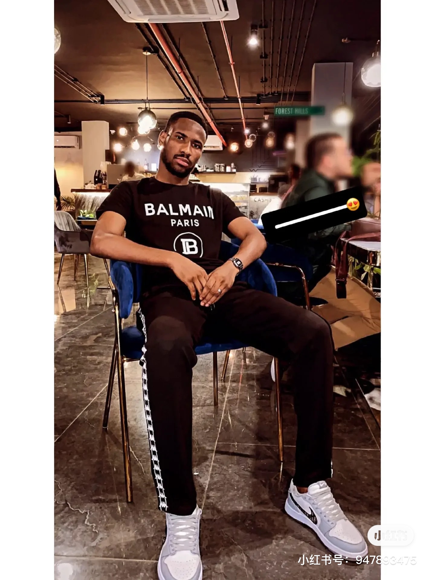 Balen emboosed letter t-shirt