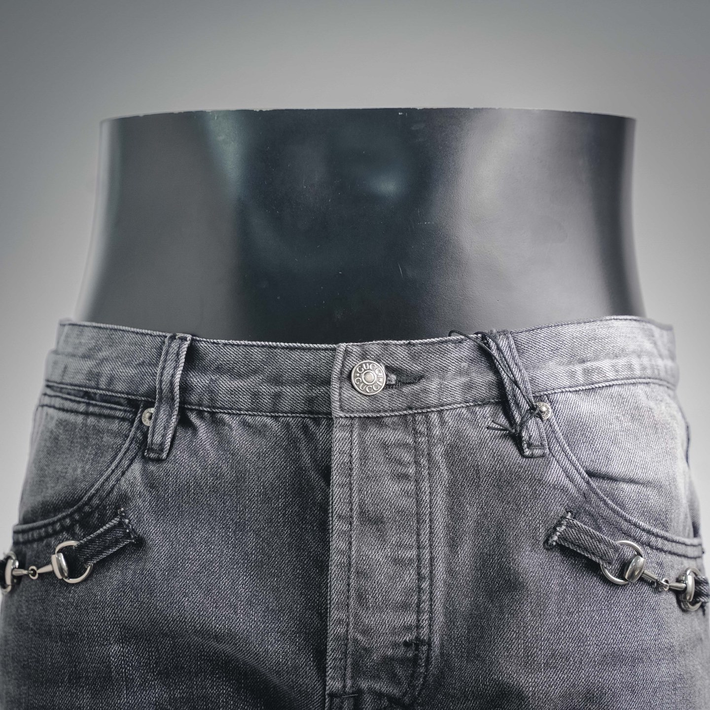 Guc washed jeans