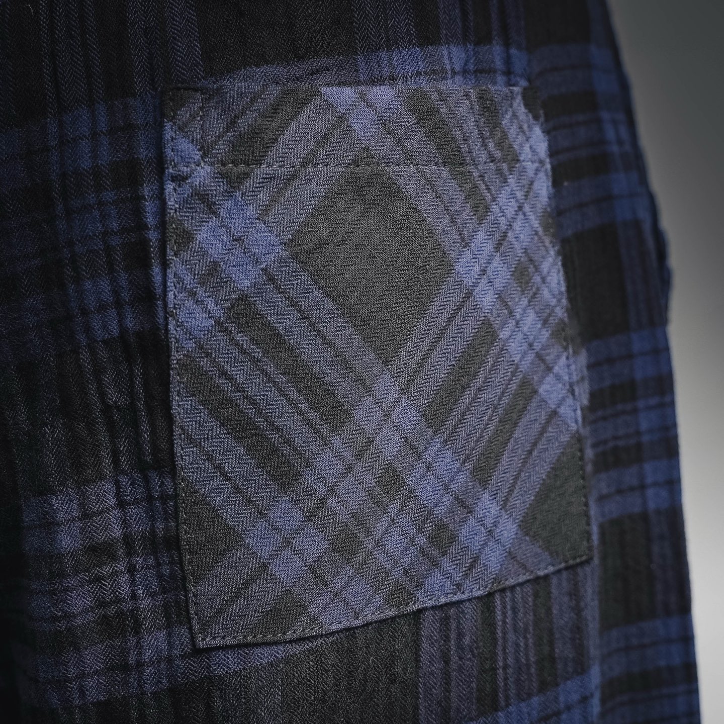 Chrome plaid loose pants